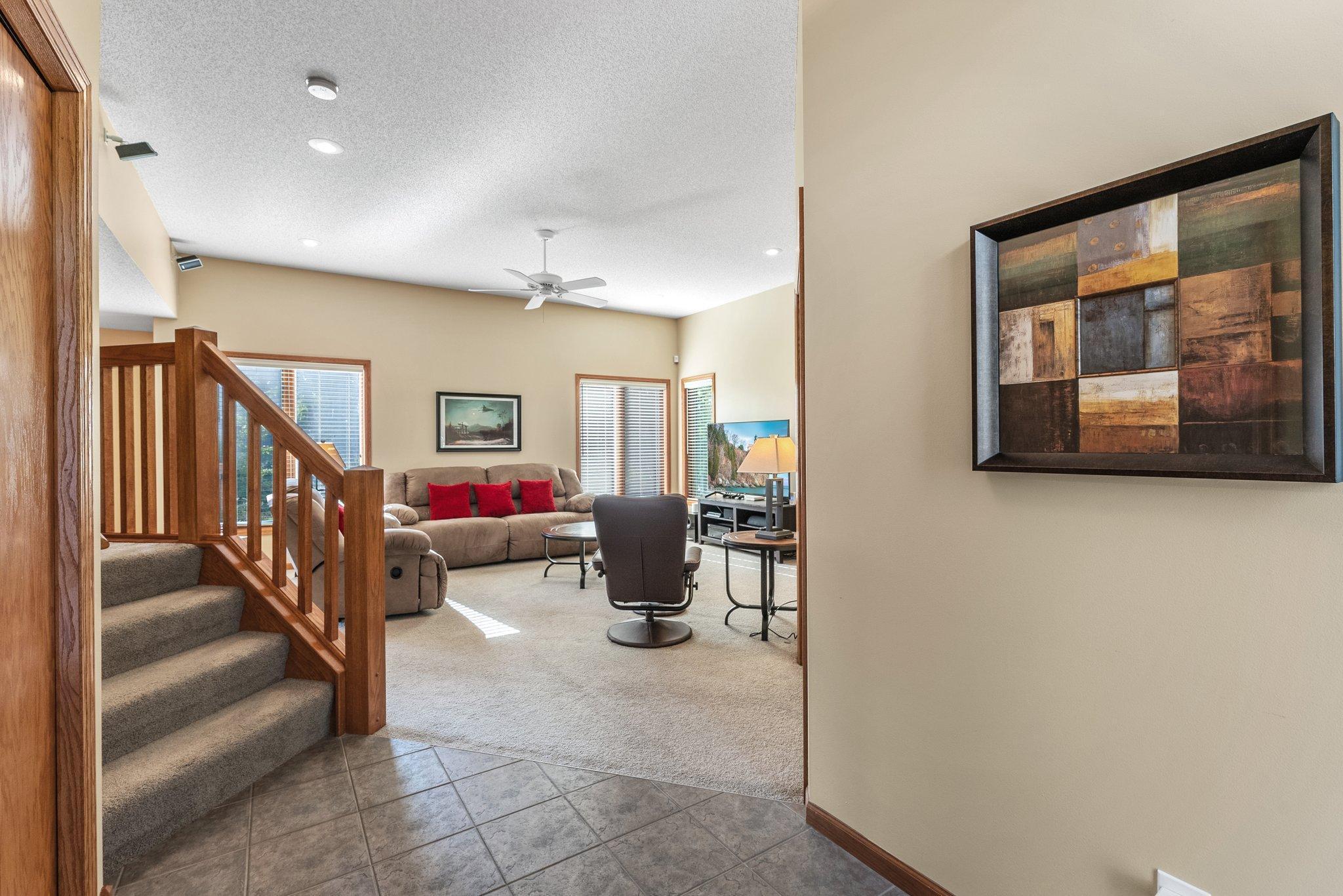 1648 Whitehall Place