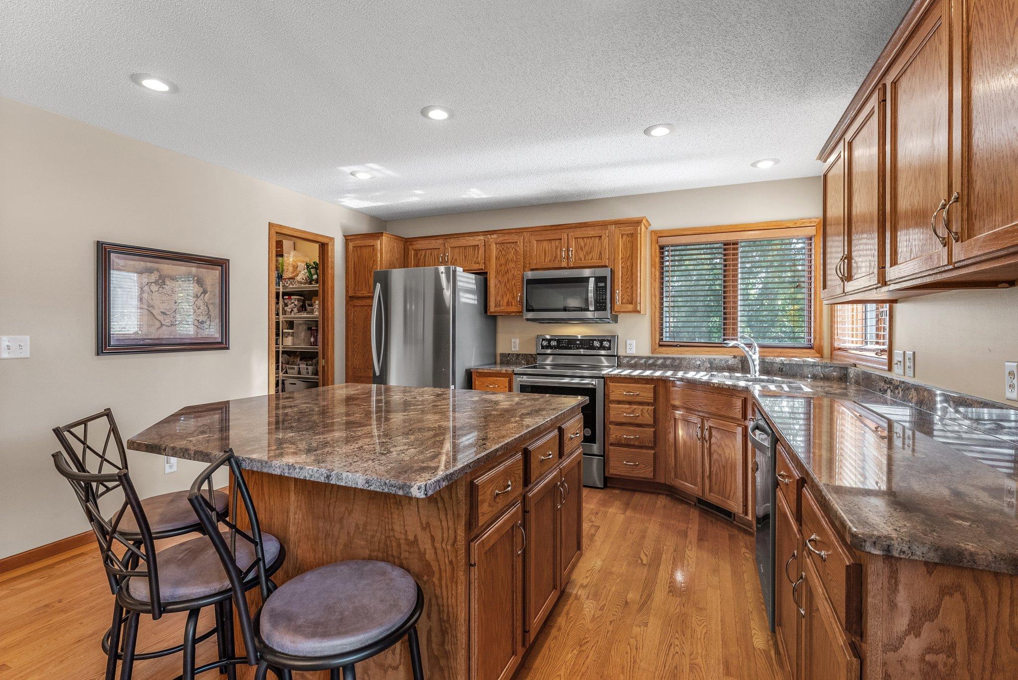 1648 Whitehall Place