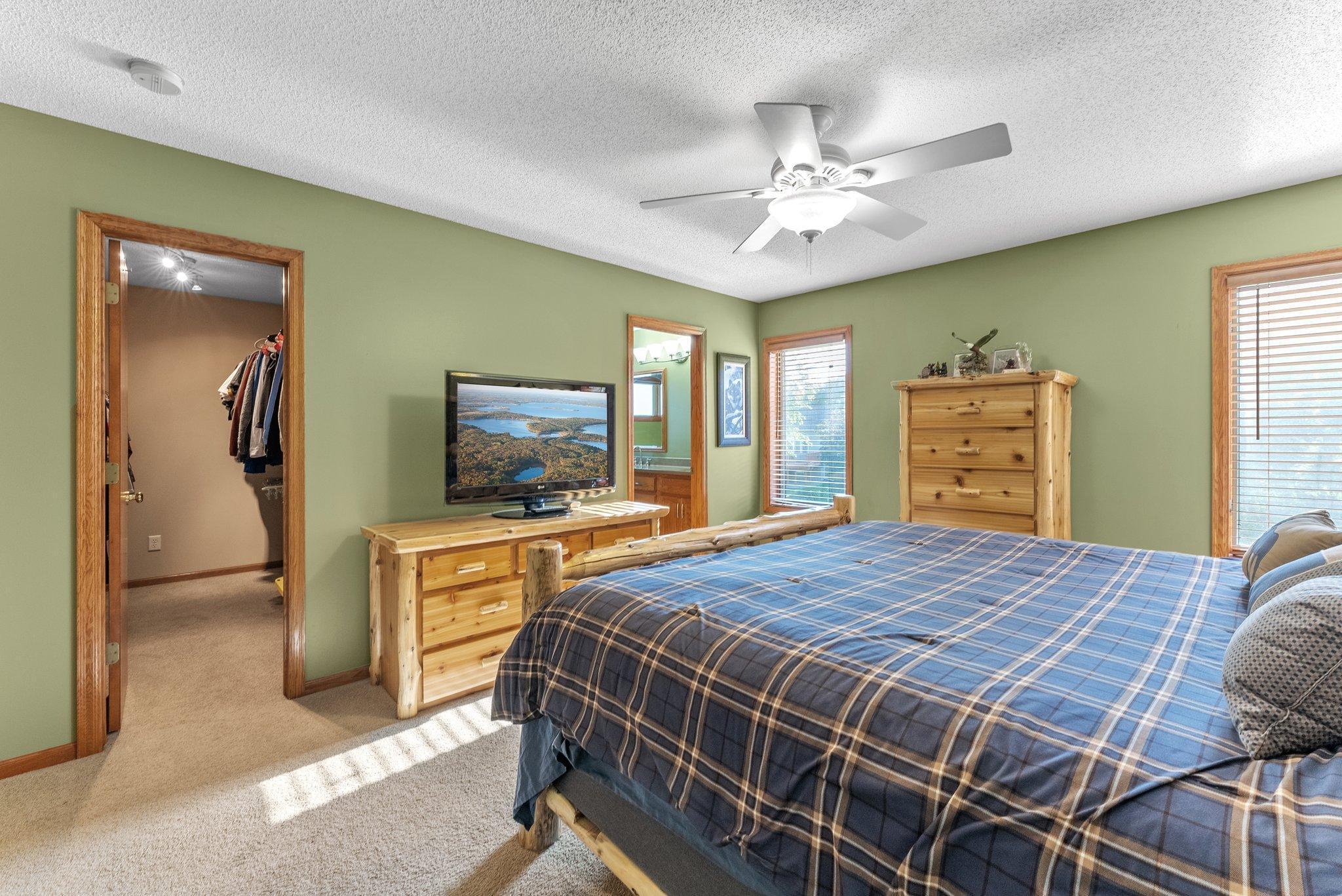 1648 Whitehall Place