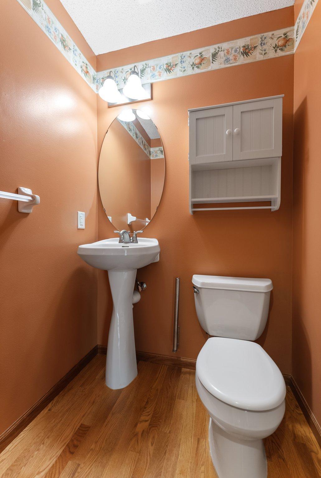 1648 Whitehall Place