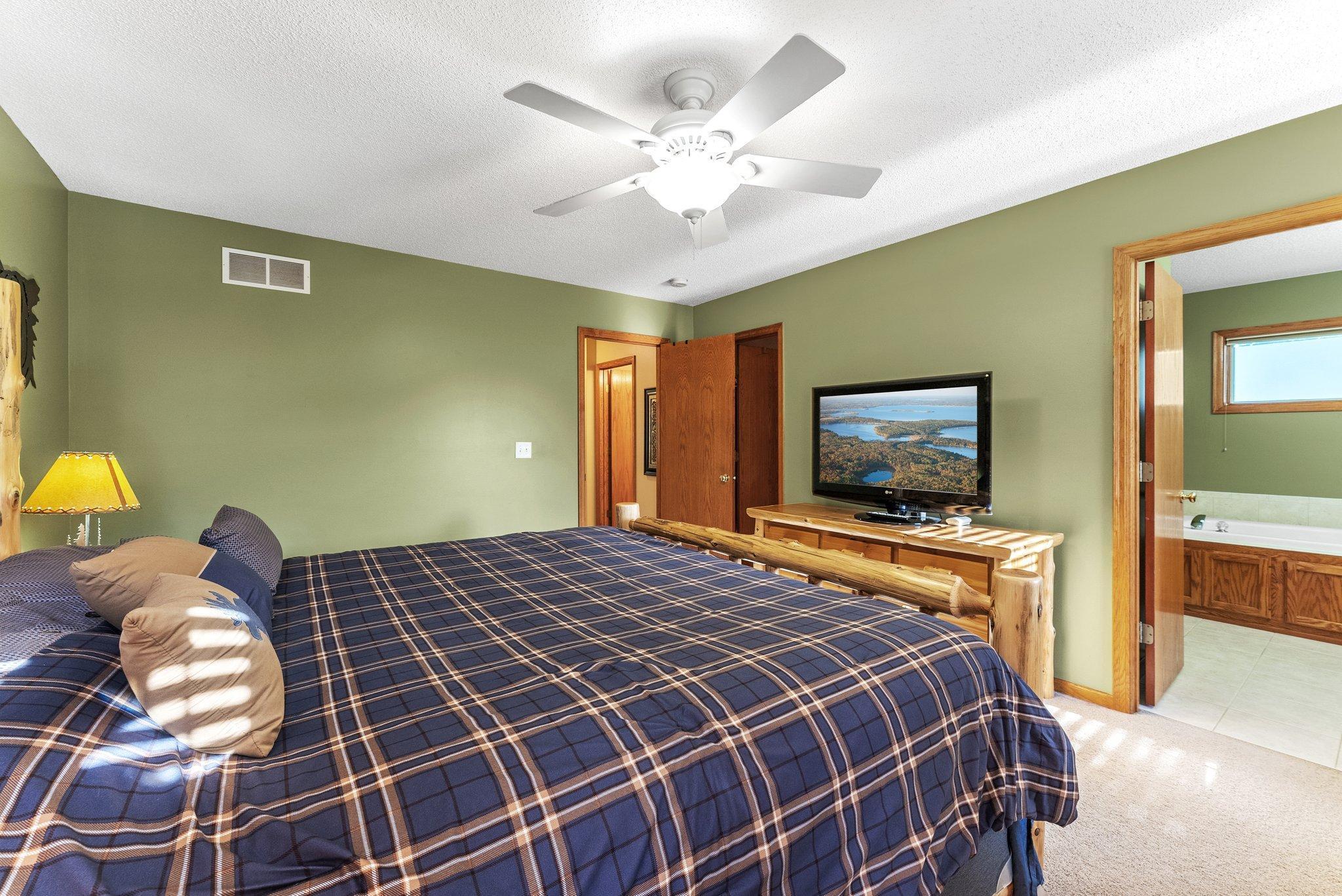 1648 Whitehall Place