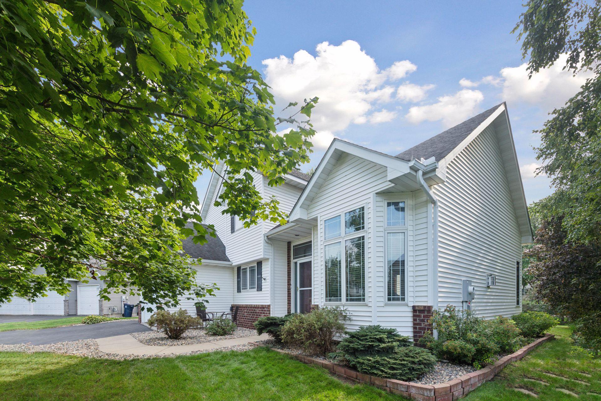 1648 Whitehall Place