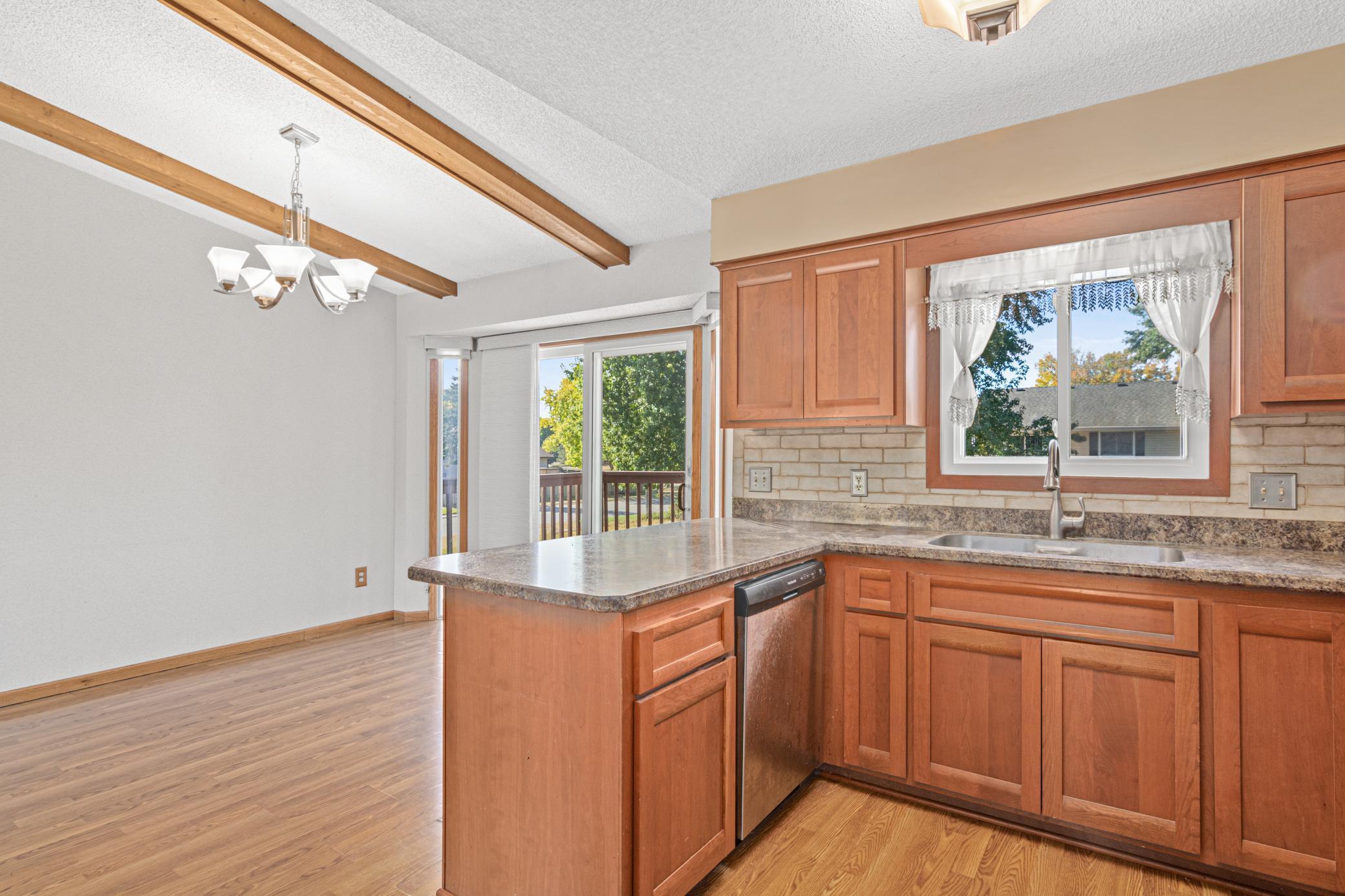 11113 Wisconsin Avenue N