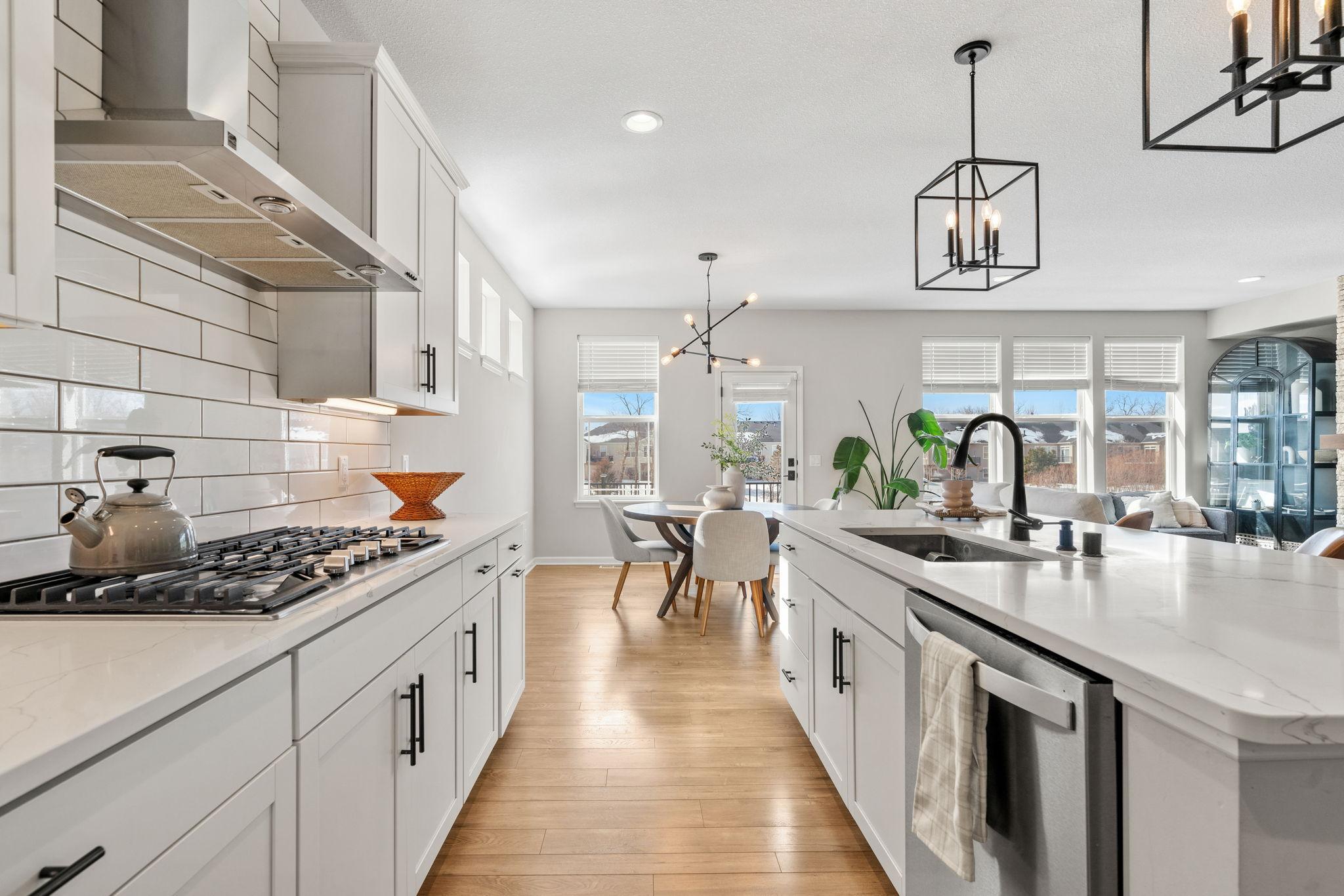 5450 Annapolis Lane N