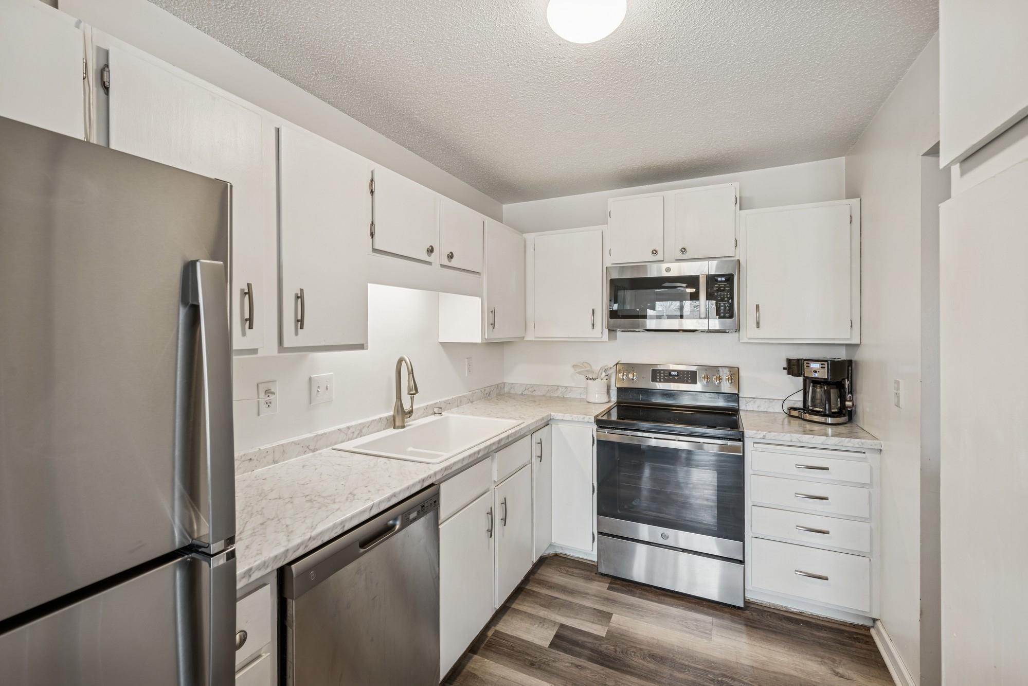 4350 Trenton Lane N Unit: 320