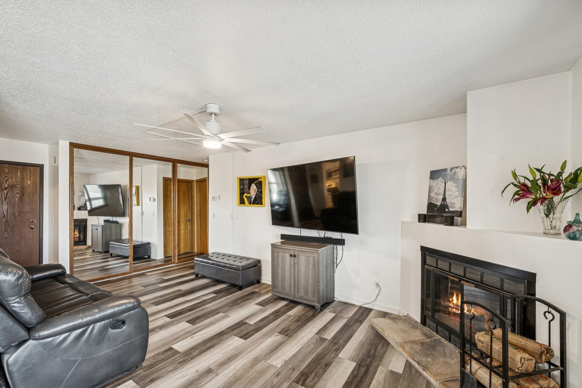 4350 Trenton Lane N Unit: 320