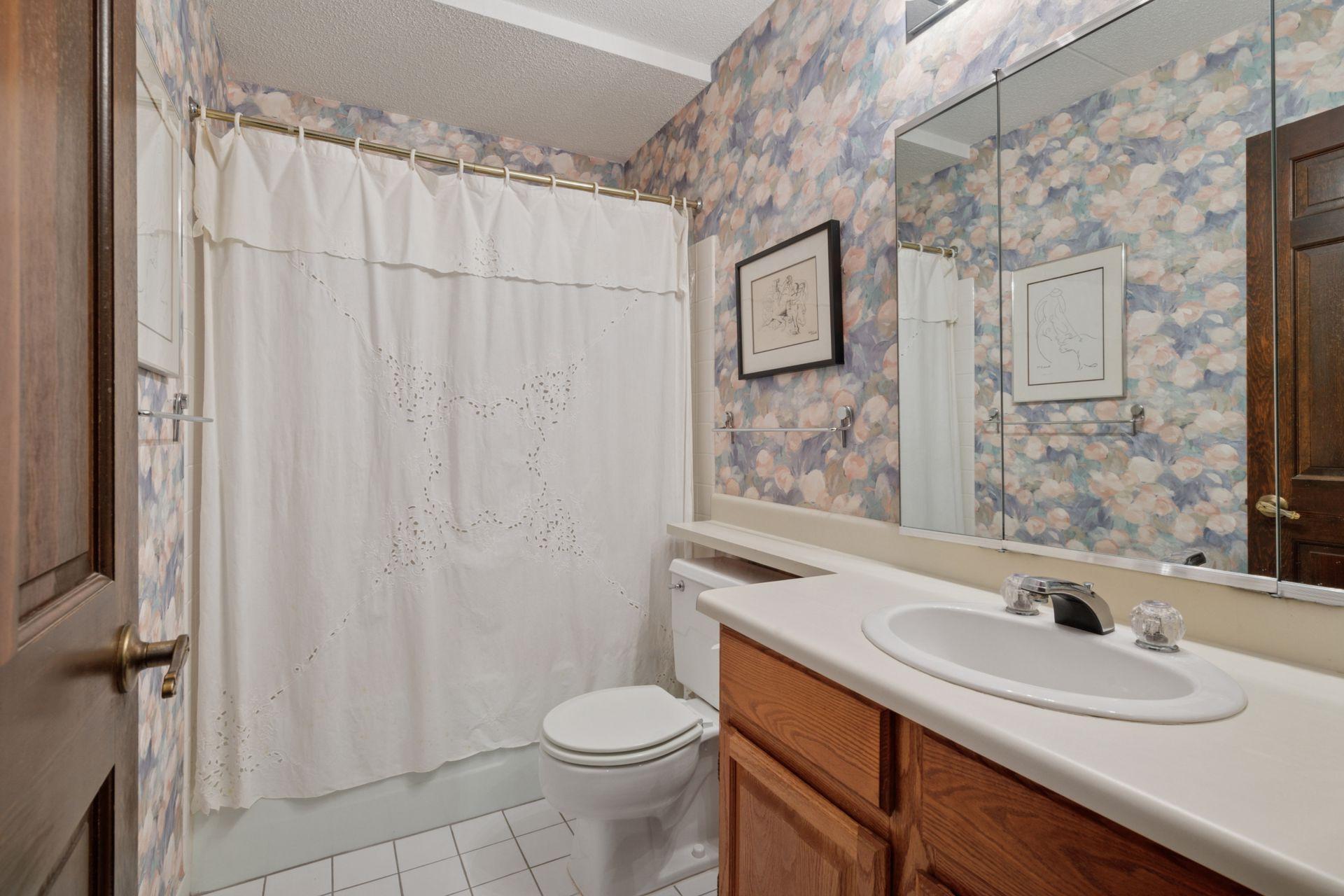 6670 Vernon Avenue S Unit: 301
