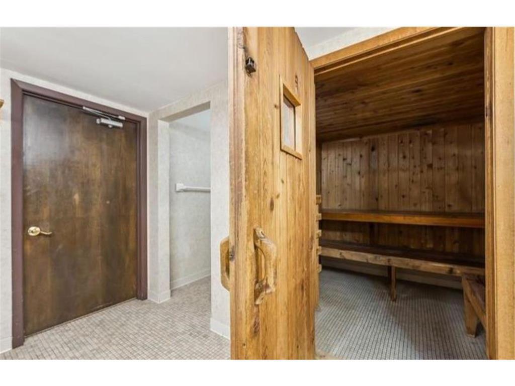 6670 Vernon Avenue S Unit: 301