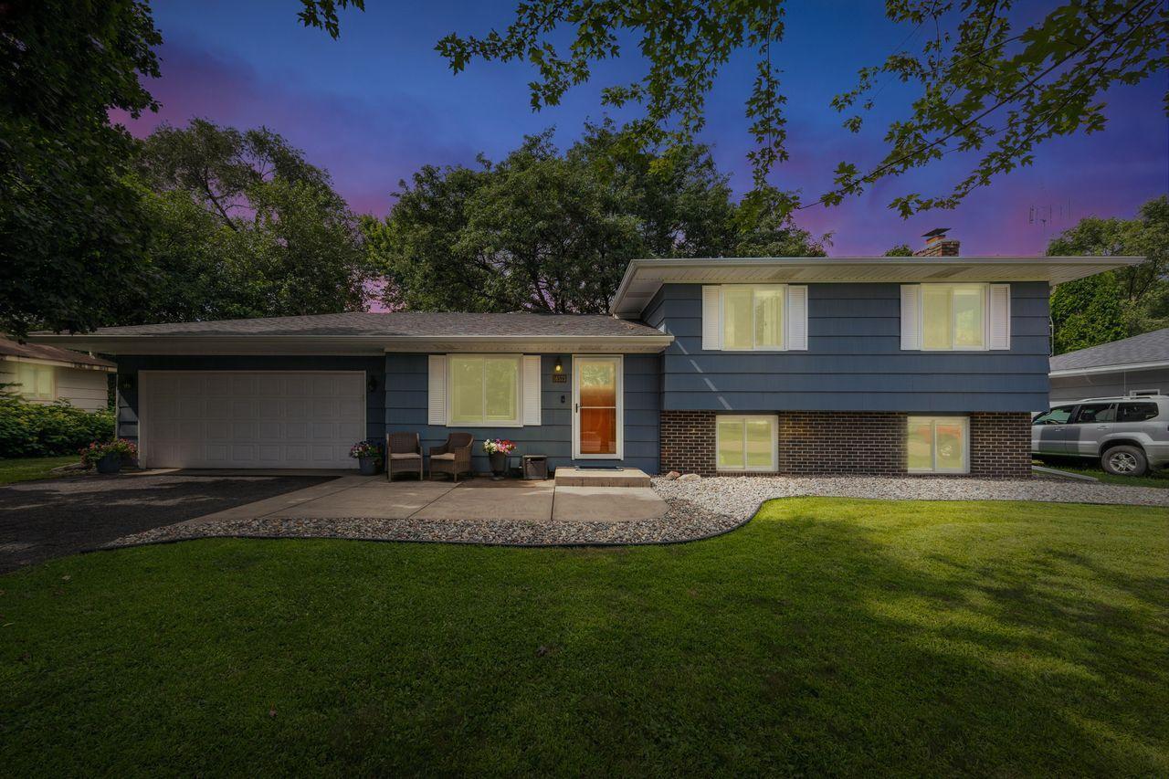 16573 Flagstaff Way W