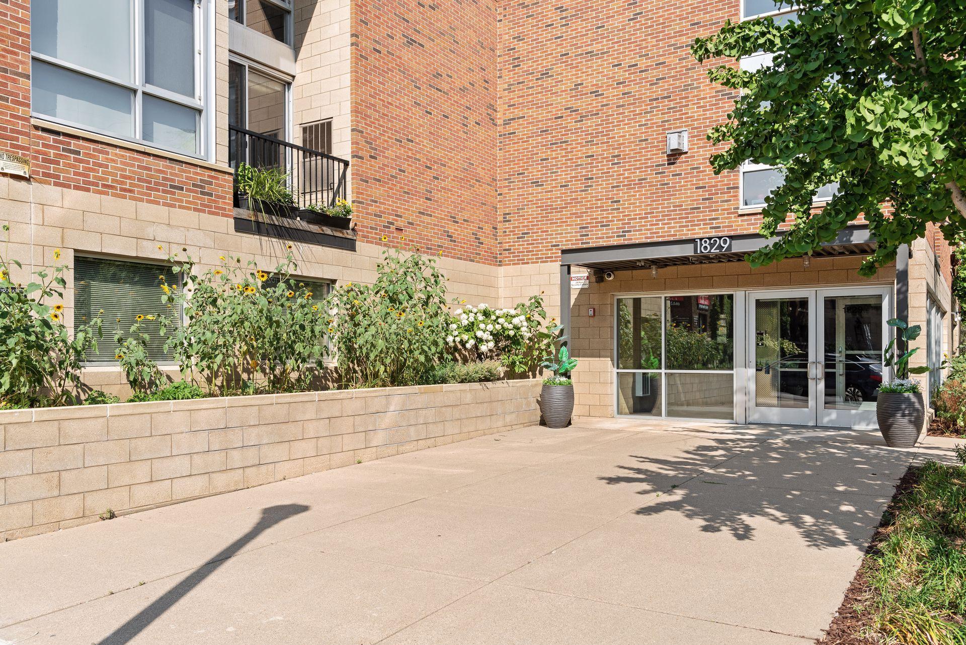1829 3rd Ave S Unit: 212