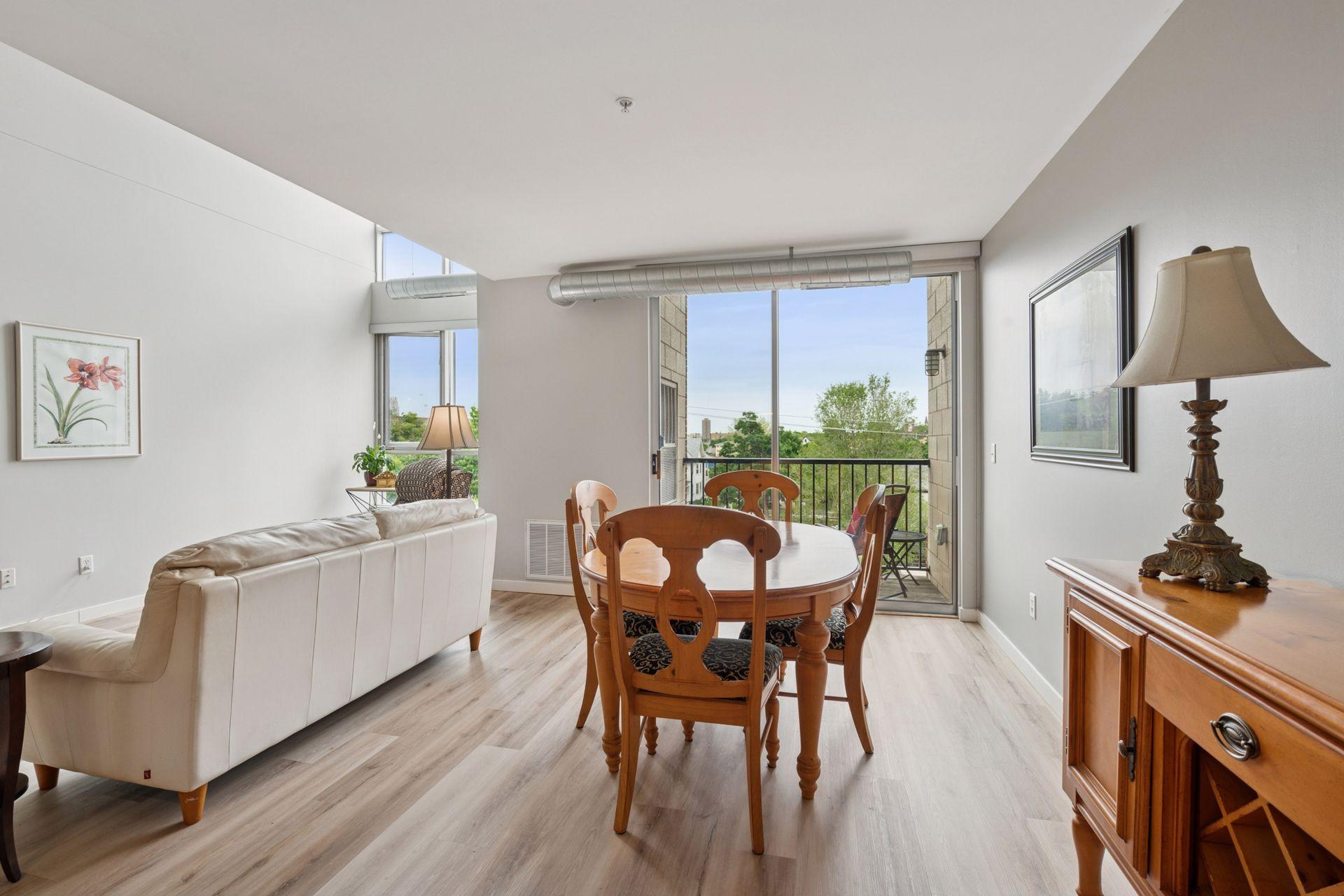 1829 3rd Ave S Unit: 212