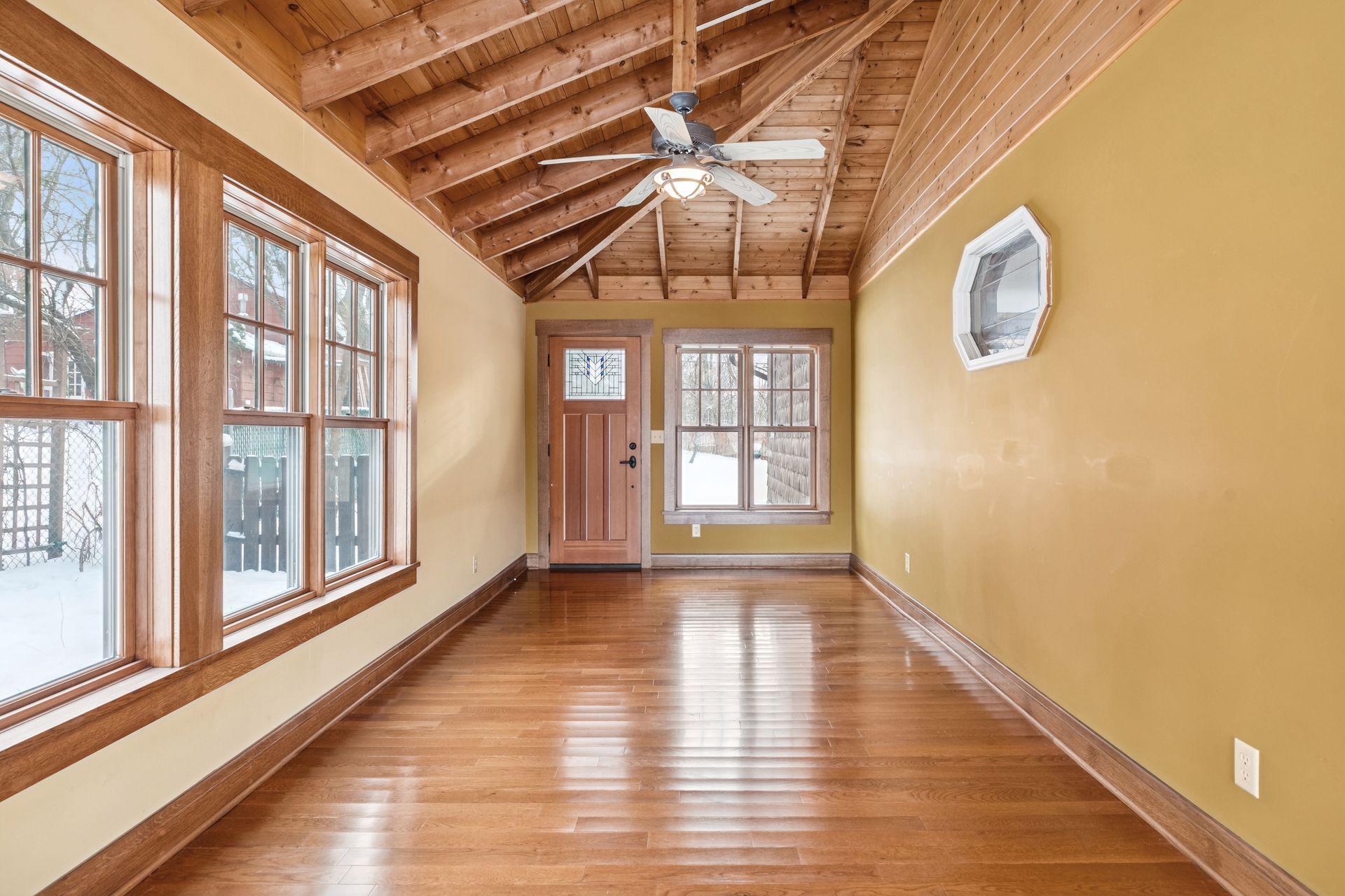 318 Mccarrons Boulevard S