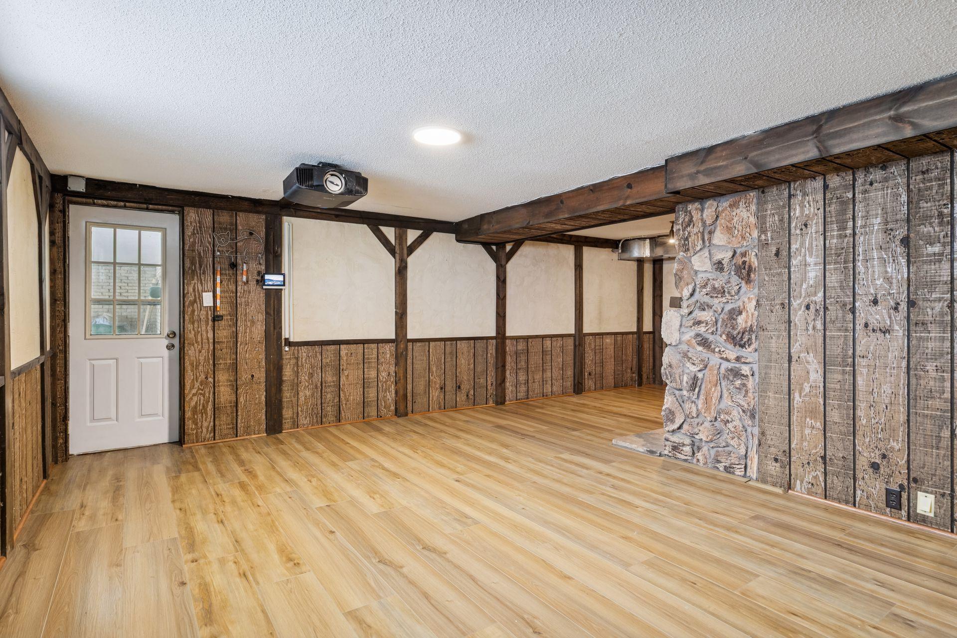 318 Mccarrons Boulevard S