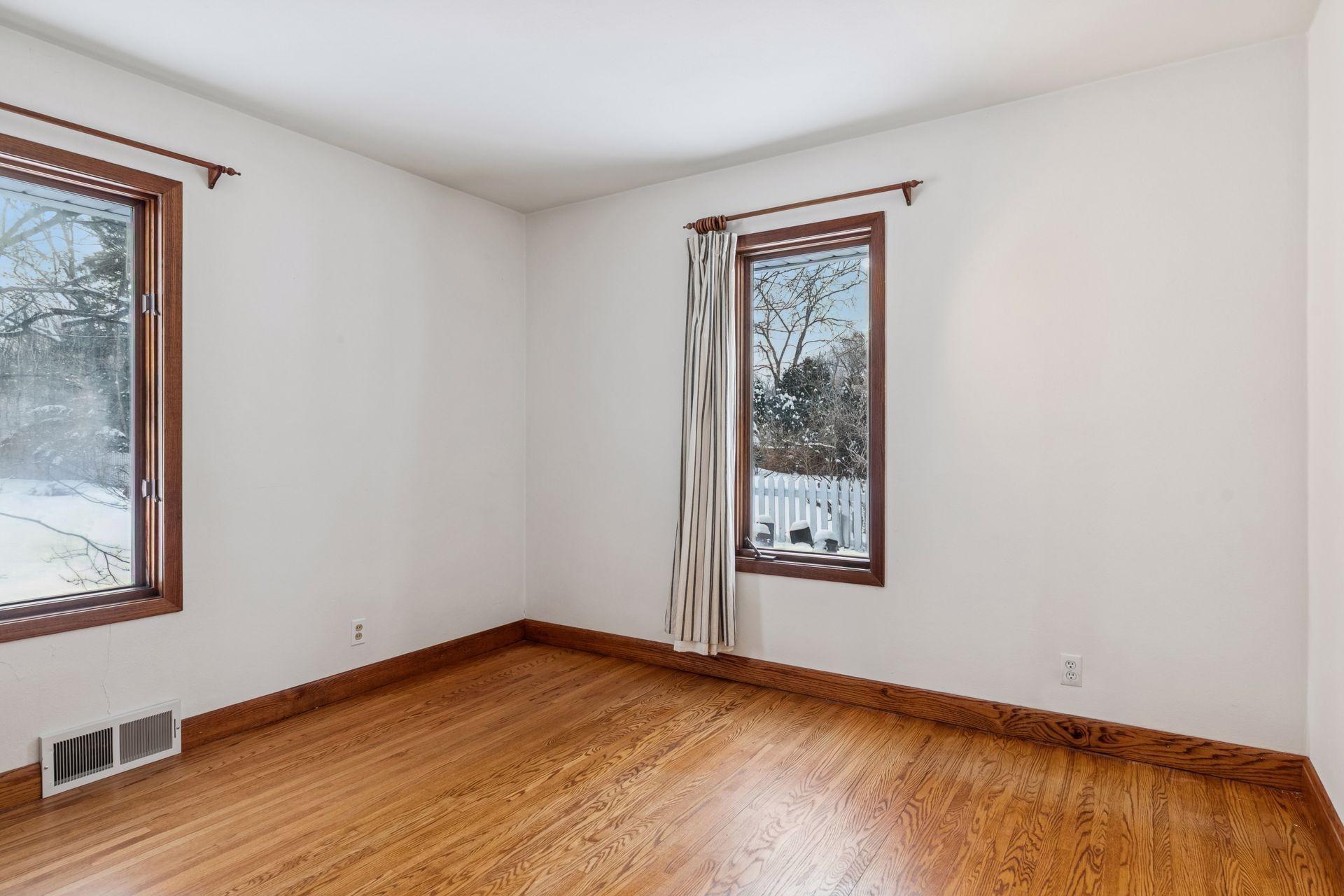 318 Mccarrons Boulevard S