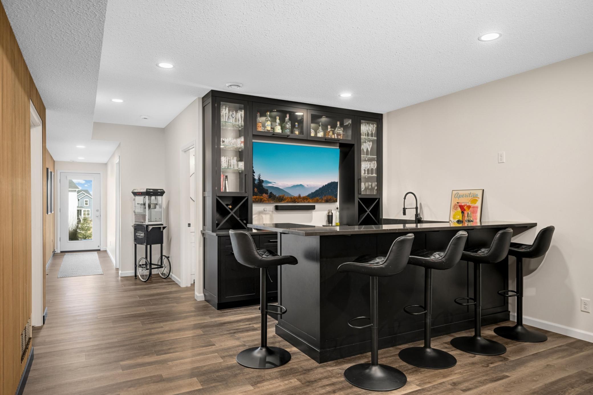 2815 Isabelle Drive