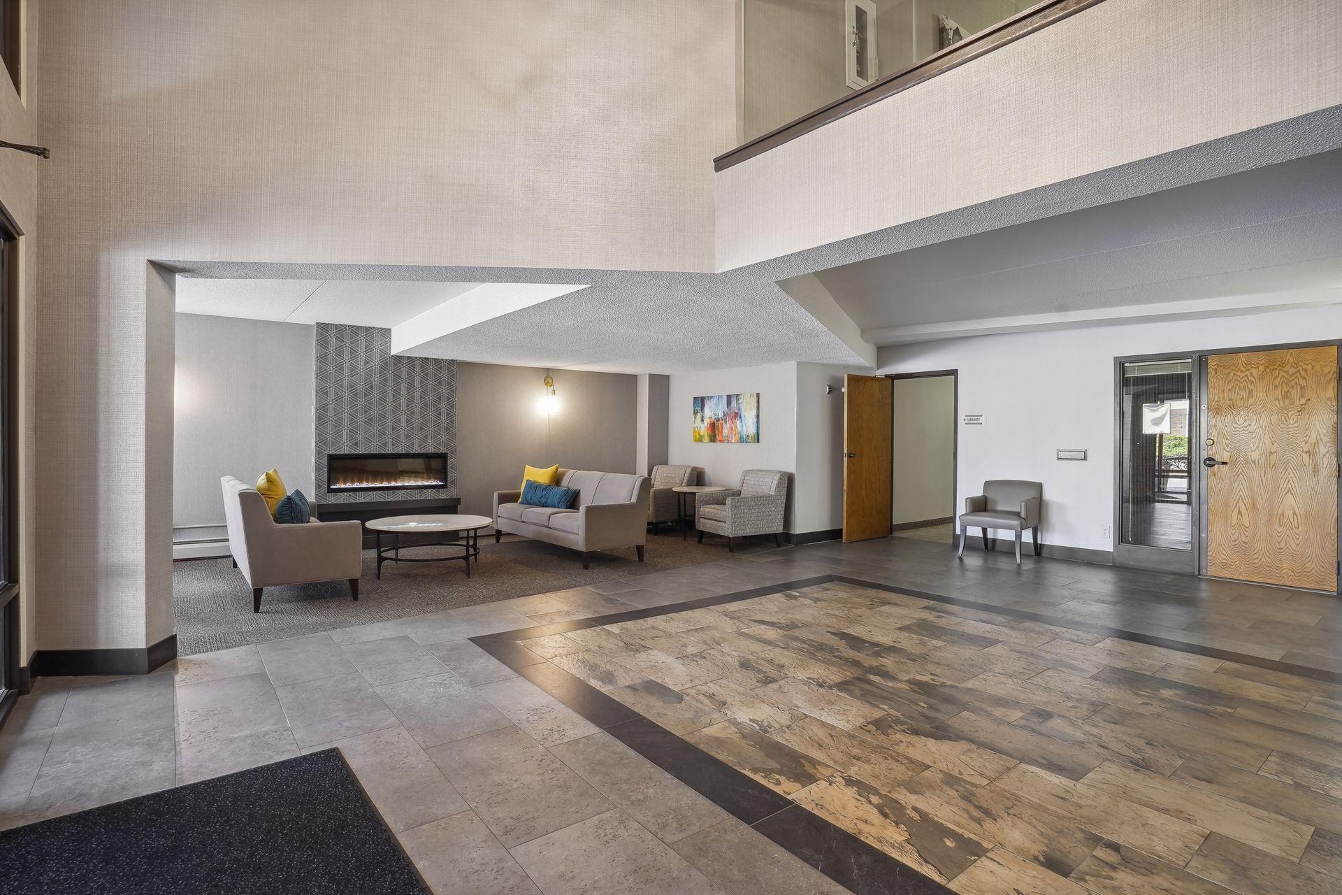 7220 York Avenue S Unit: 413