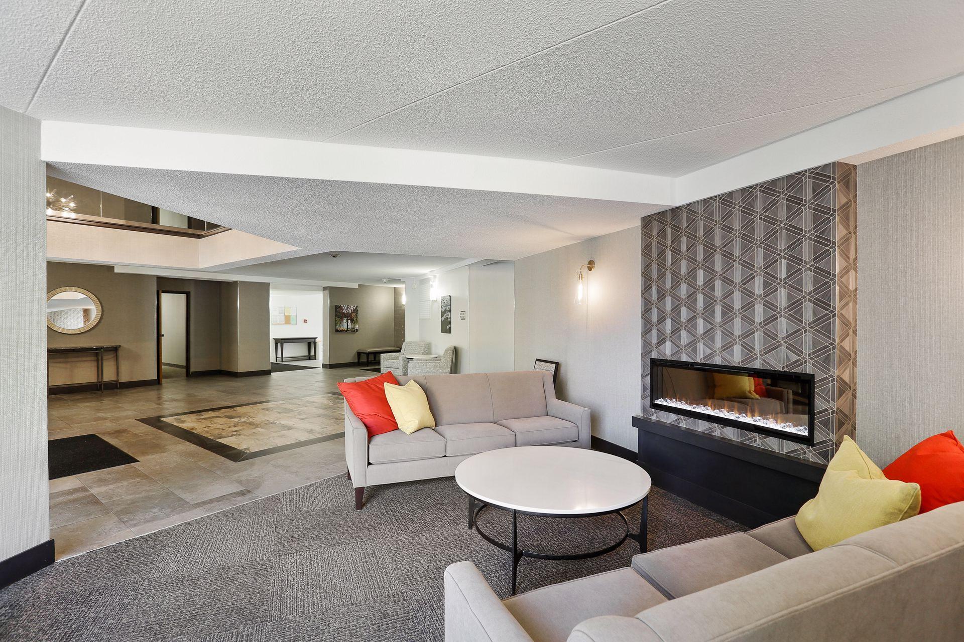7220 York Avenue S Unit: 413