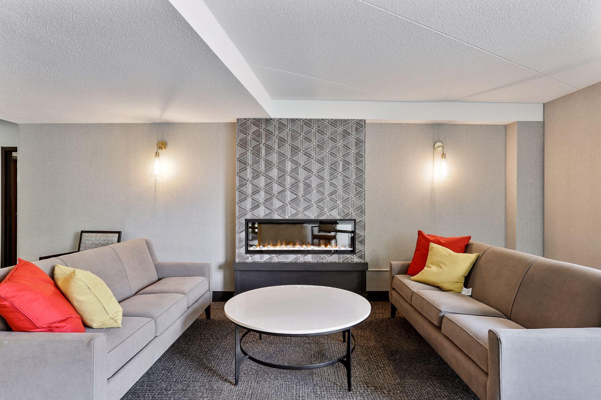 7220 York Avenue S Unit: 413