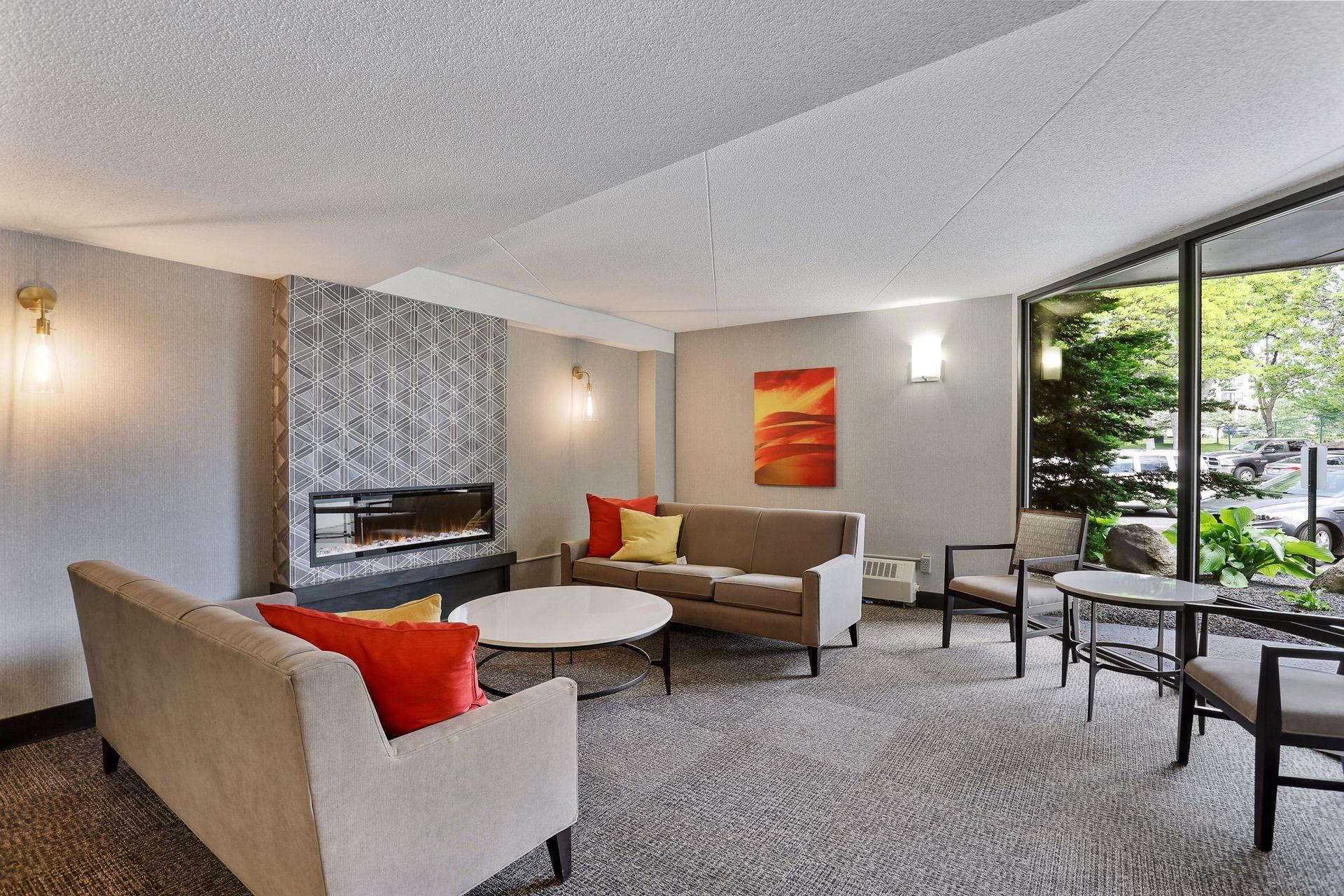 7220 York Avenue S Unit: 413