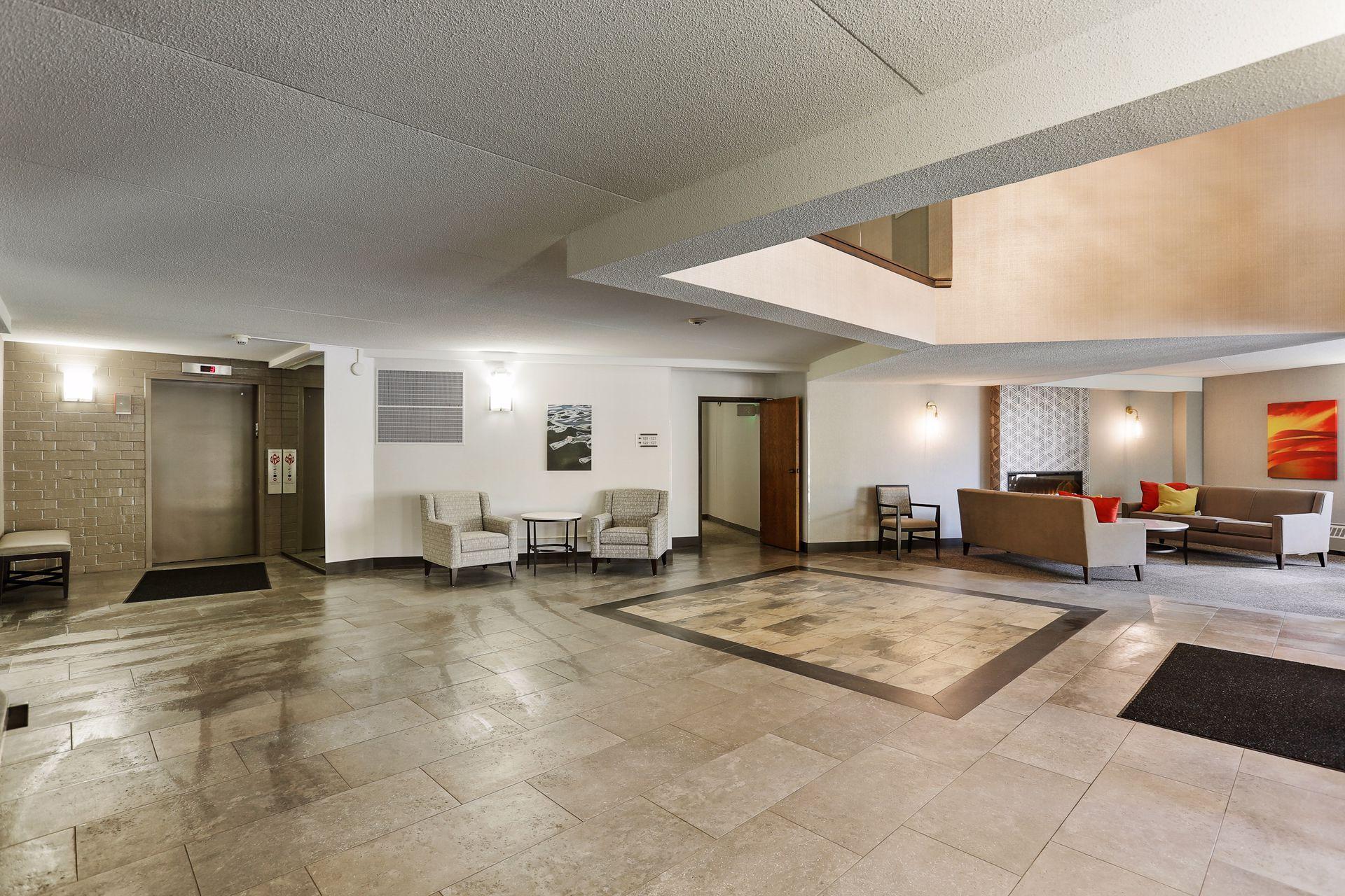 7220 York Avenue S Unit: 413