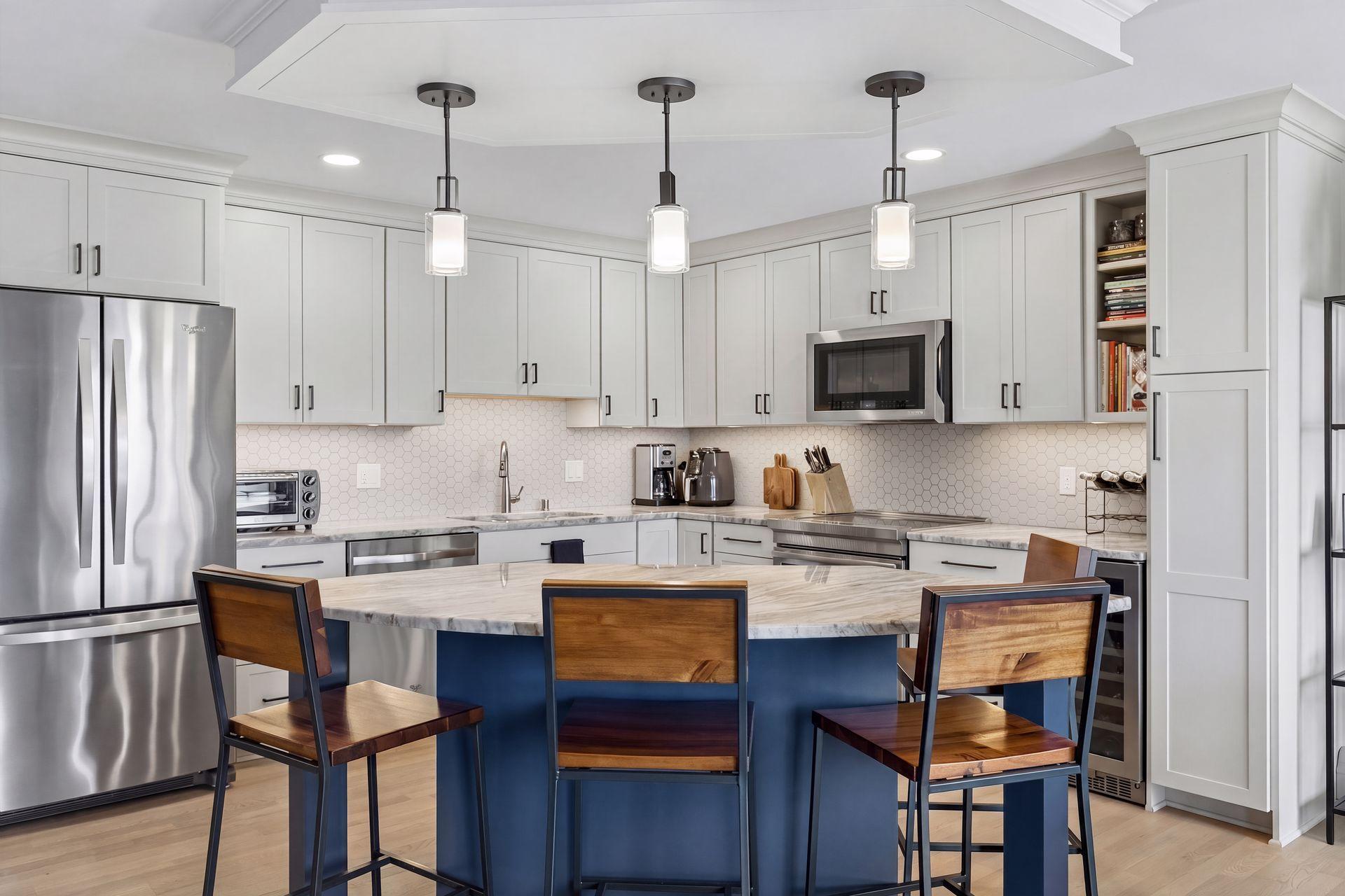 7220 York Avenue S Unit: 413