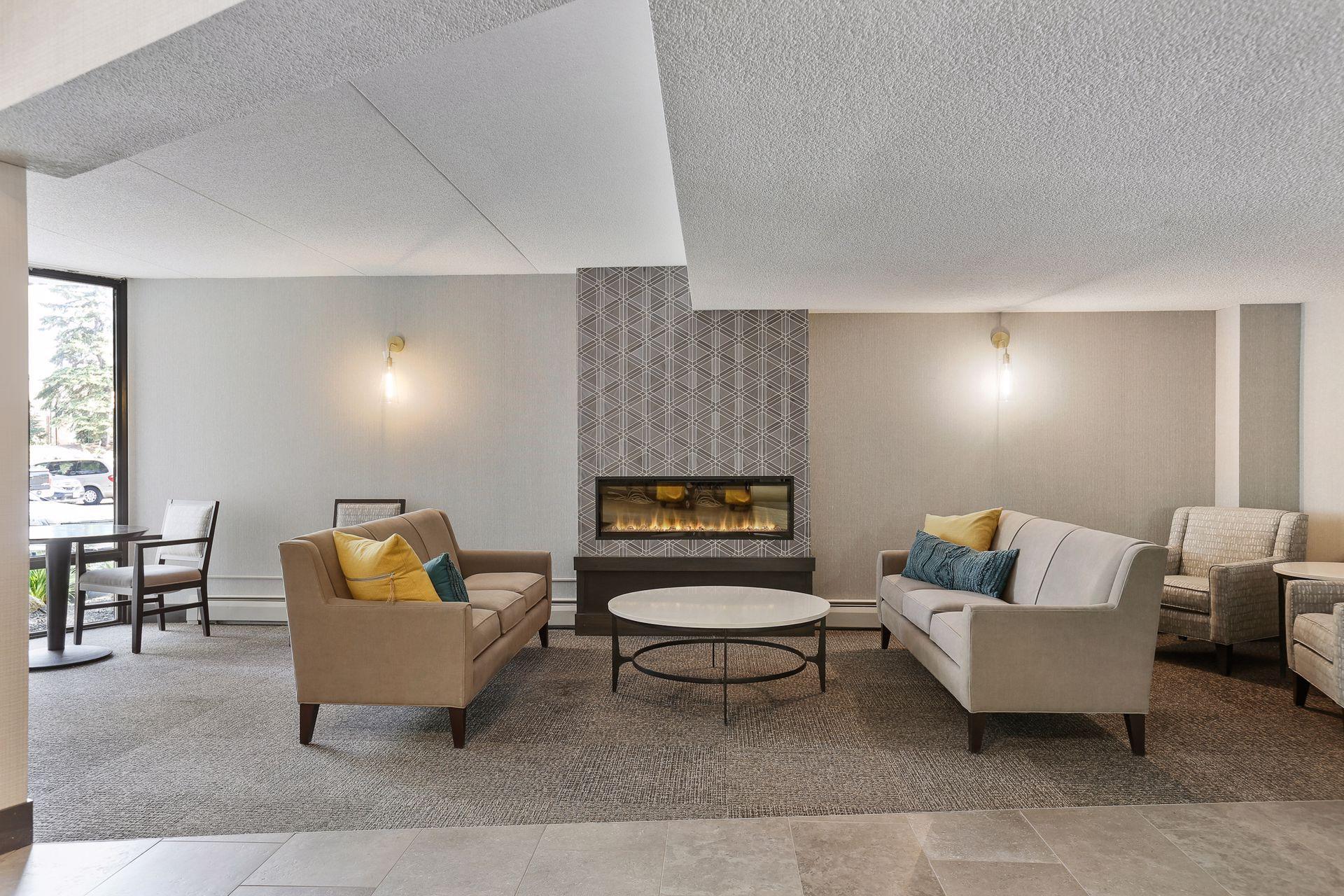 7220 York Avenue S Unit: 413