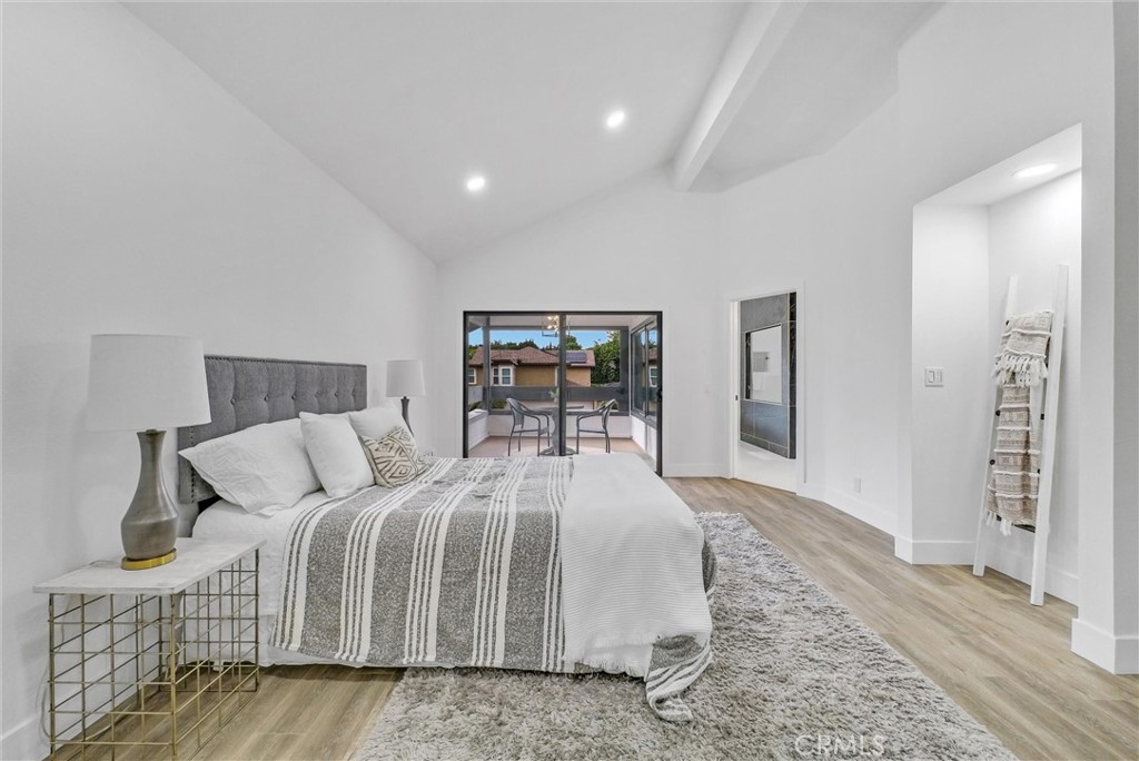 25192 Linda Vista Drive