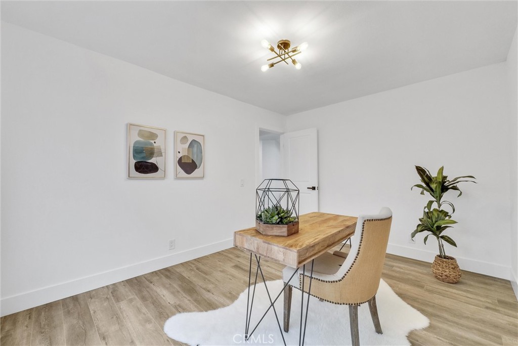 25192 Linda Vista Drive