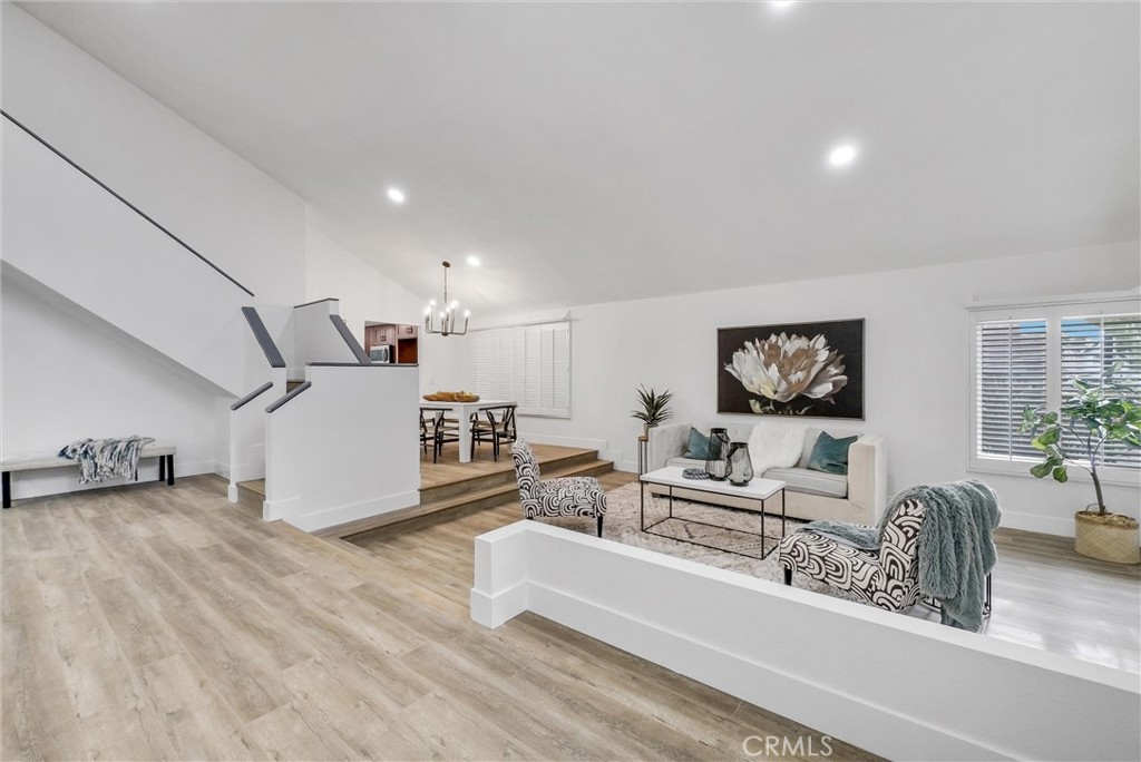 25192 Linda Vista Drive