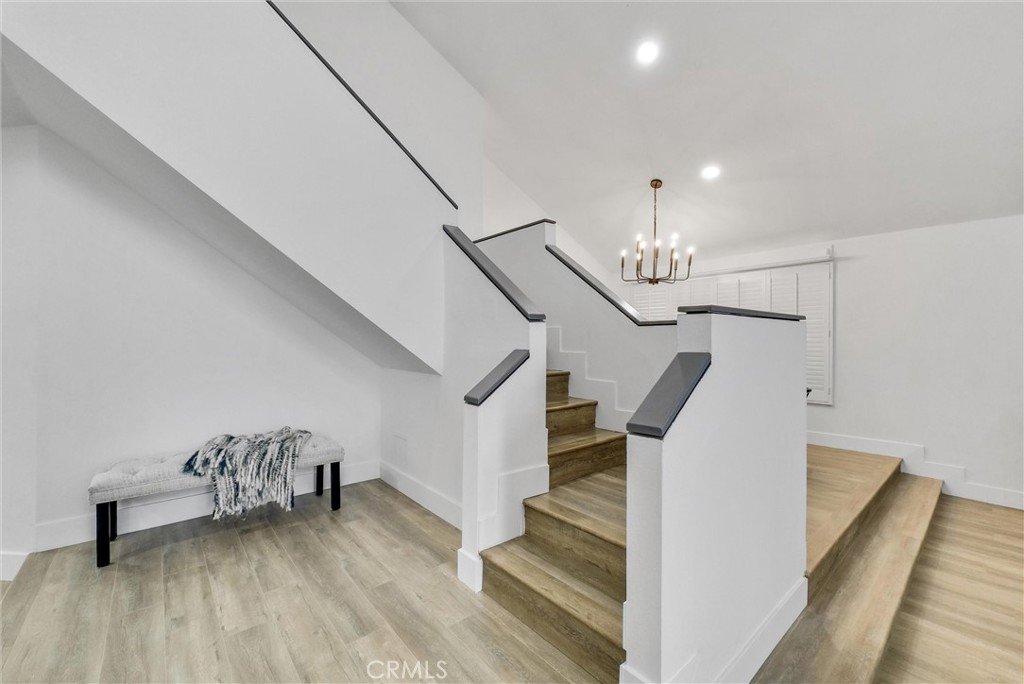 25192 Linda Vista Drive