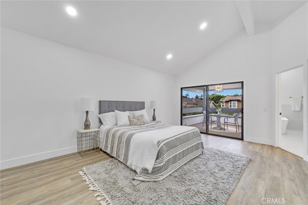 25192 Linda Vista Drive