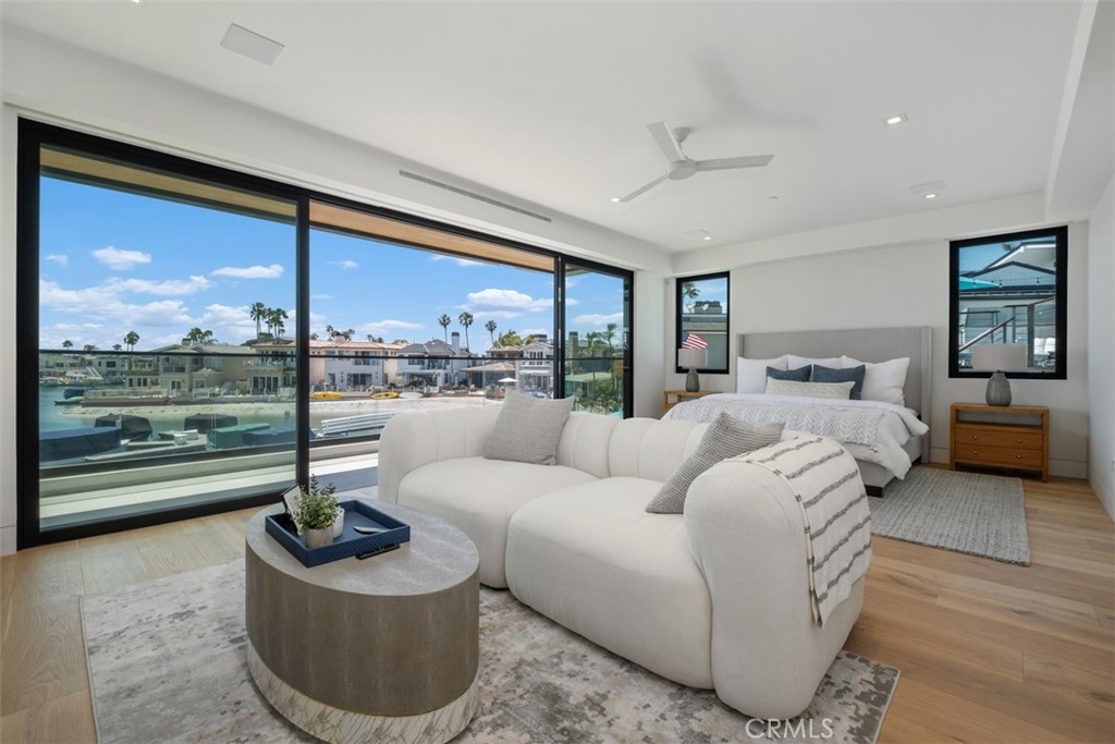 20 Balboa Coves