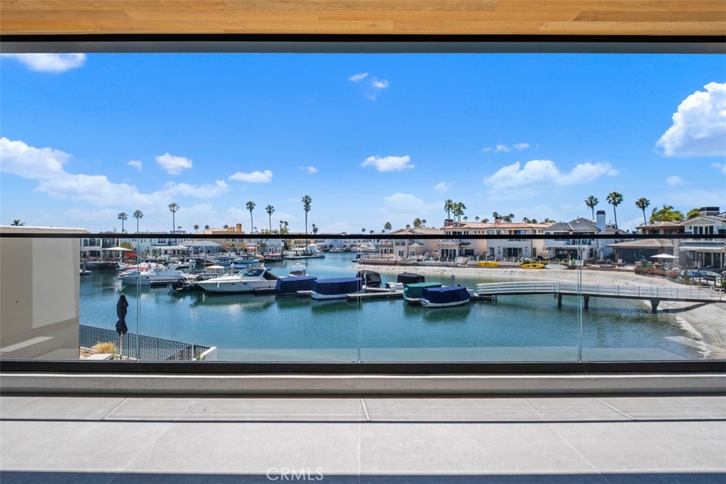 20 Balboa Coves