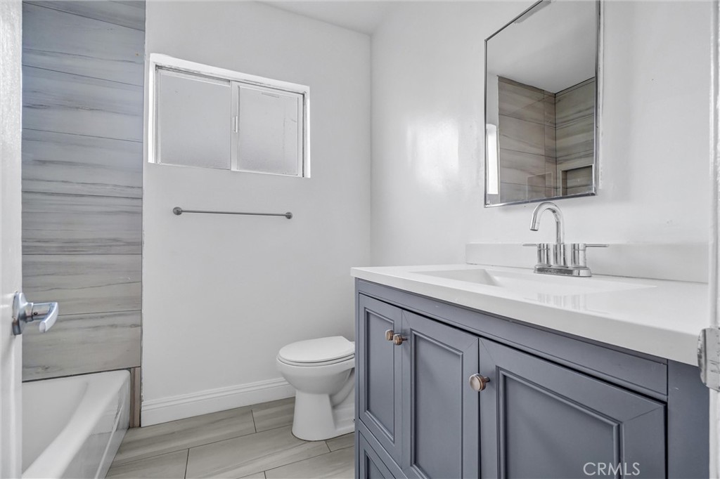 21109 S Santa Fe Ave