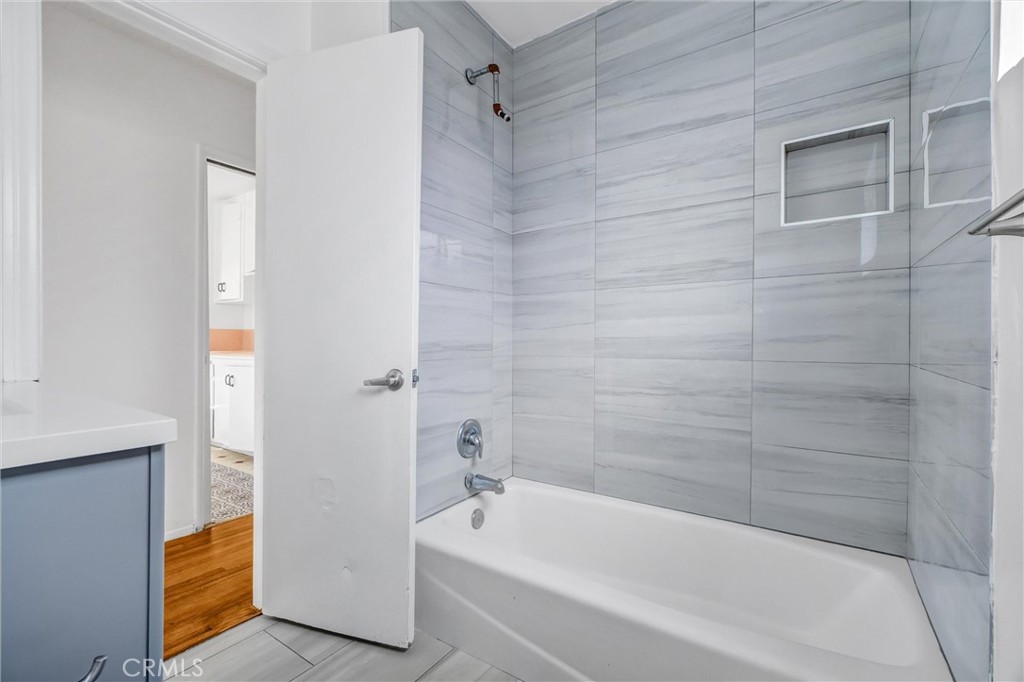 21109 S Santa Fe Ave