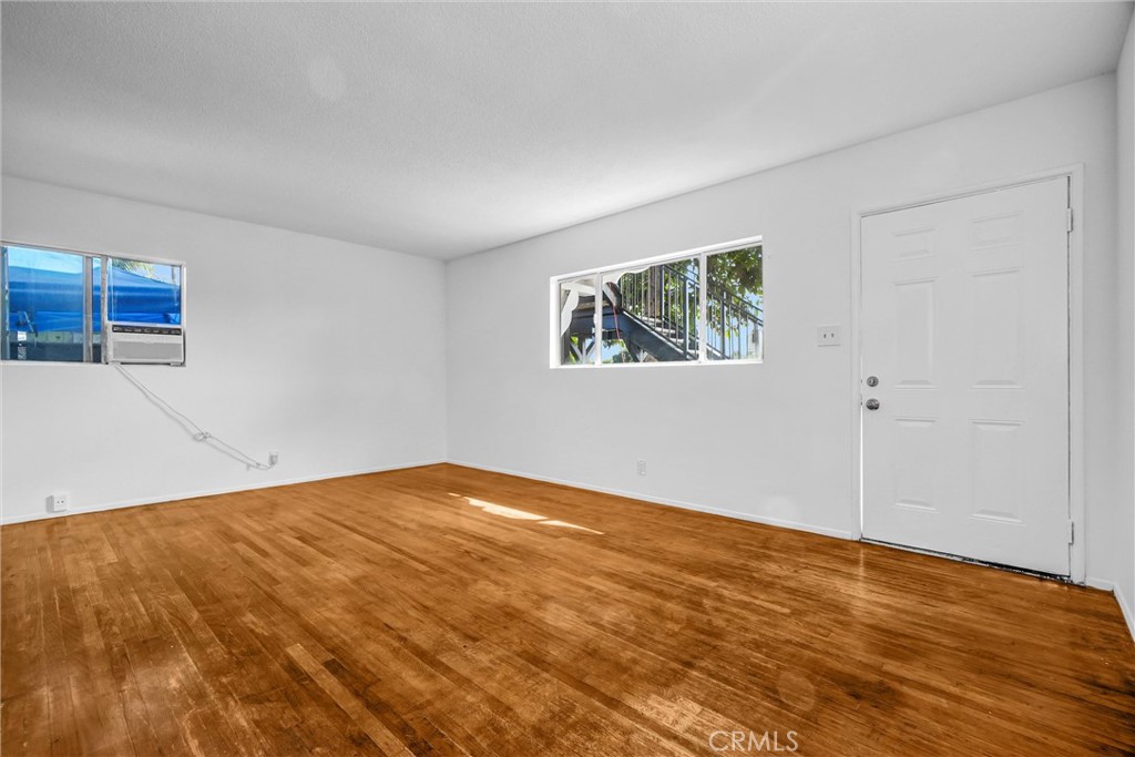 21109 S Santa Fe Ave