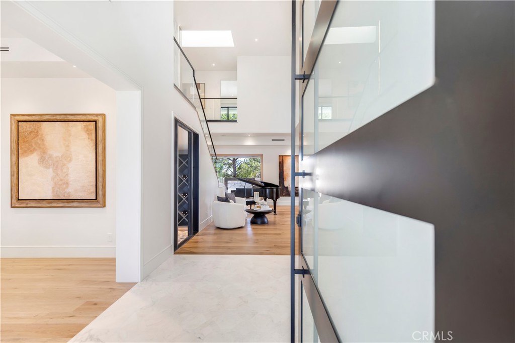 6 Pinehurst Ln