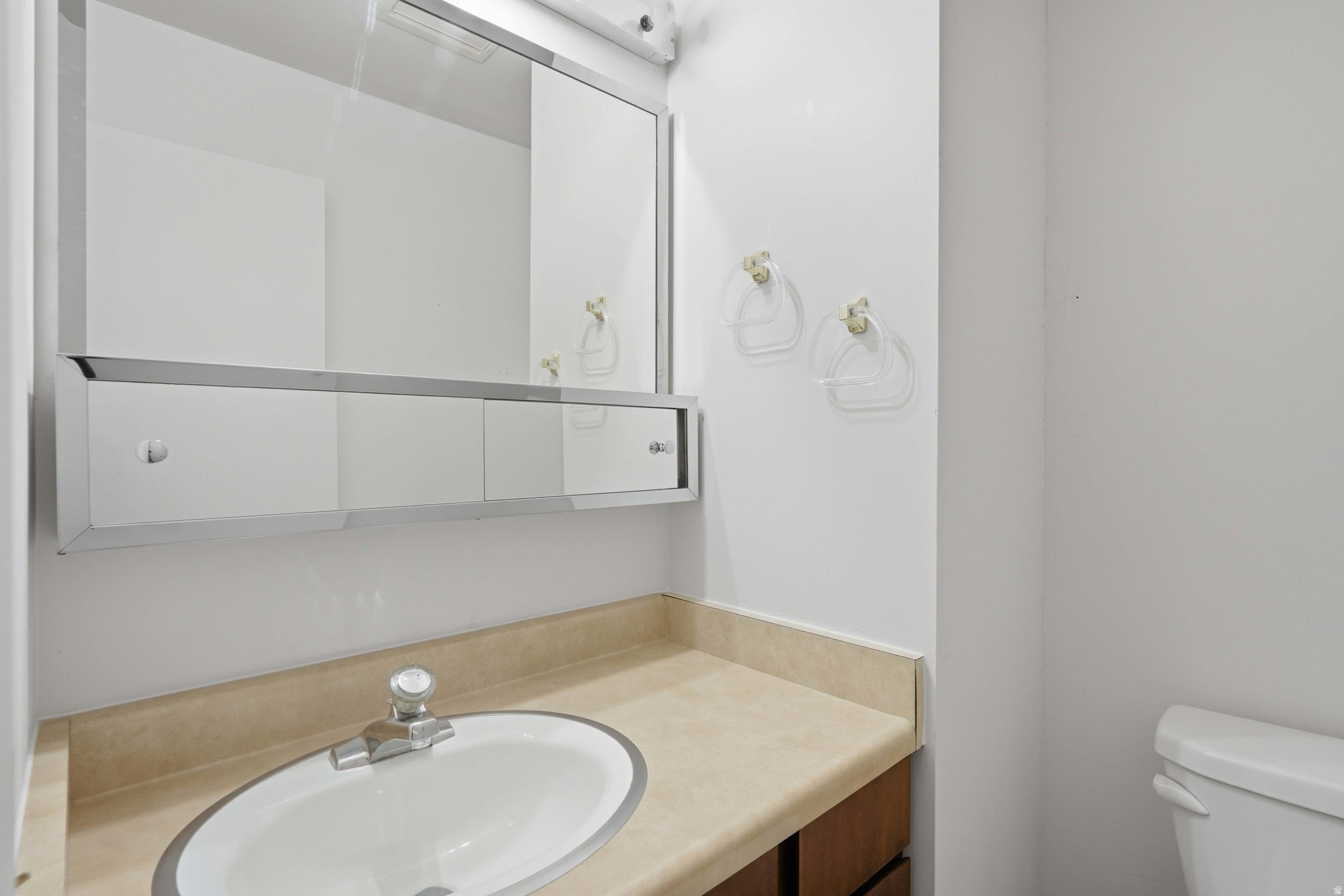 5647 S PARK PLACEWEST