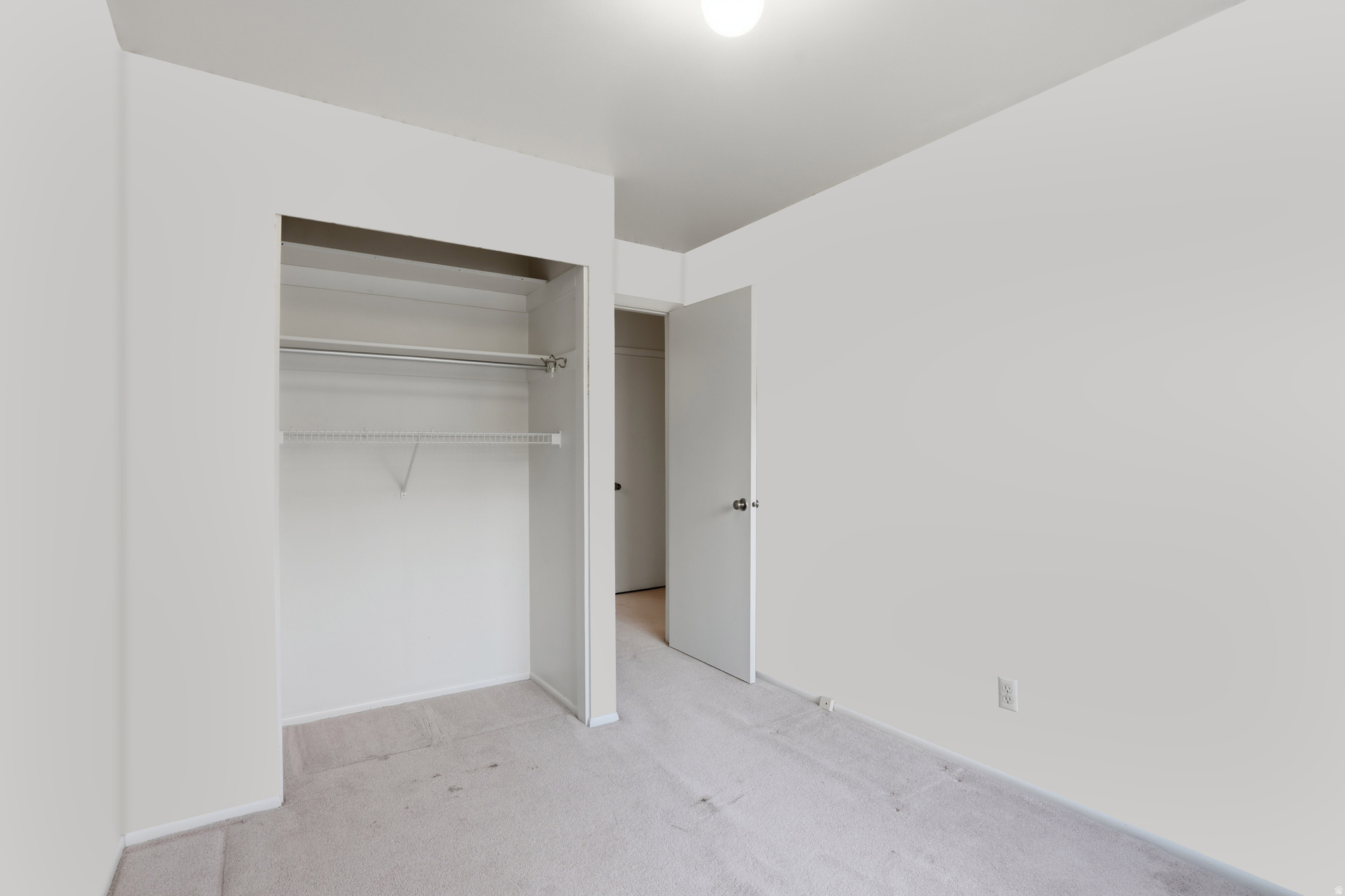5647 S PARK PLACEWEST
