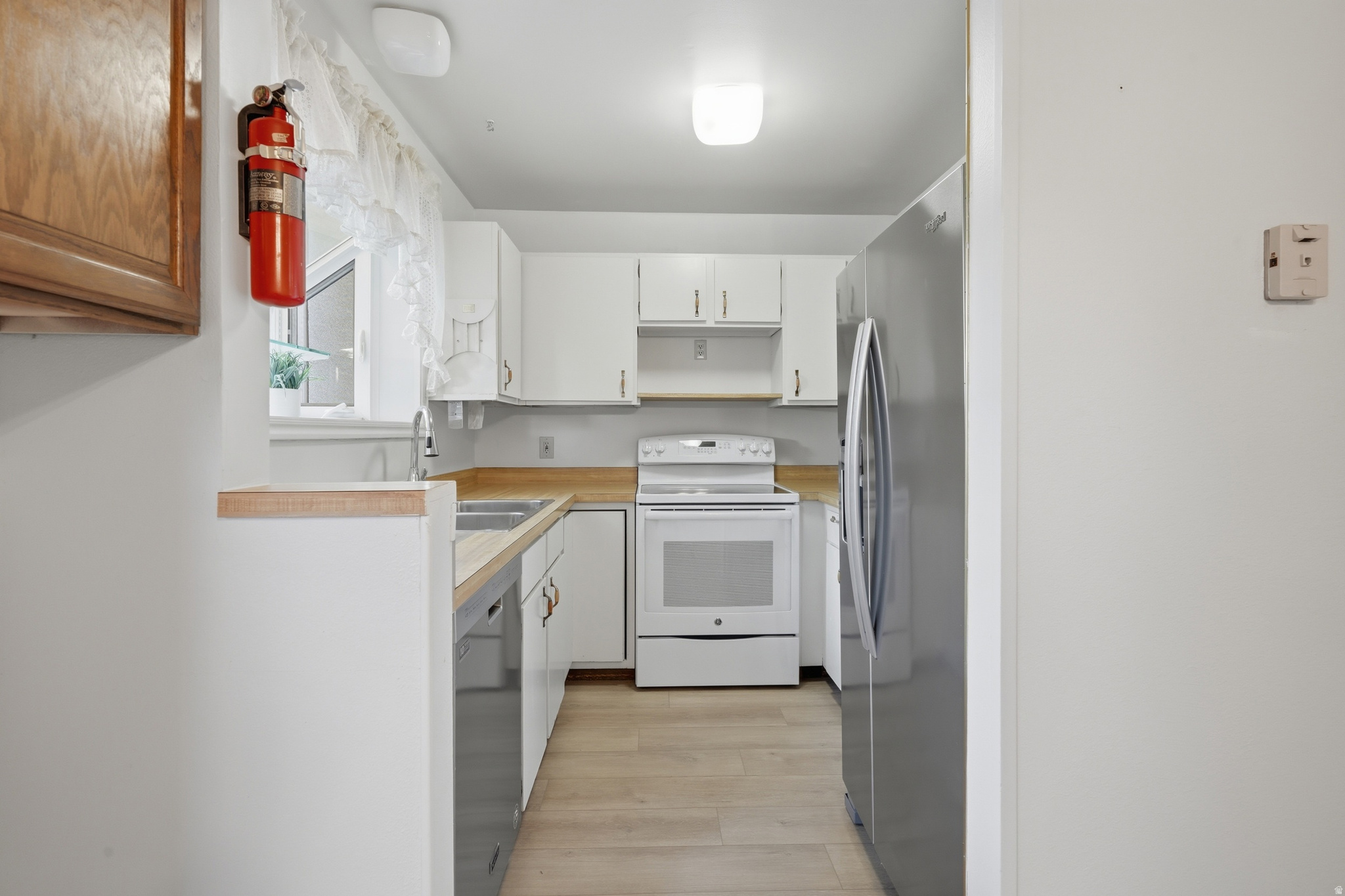 5647 S PARK PLACEWEST