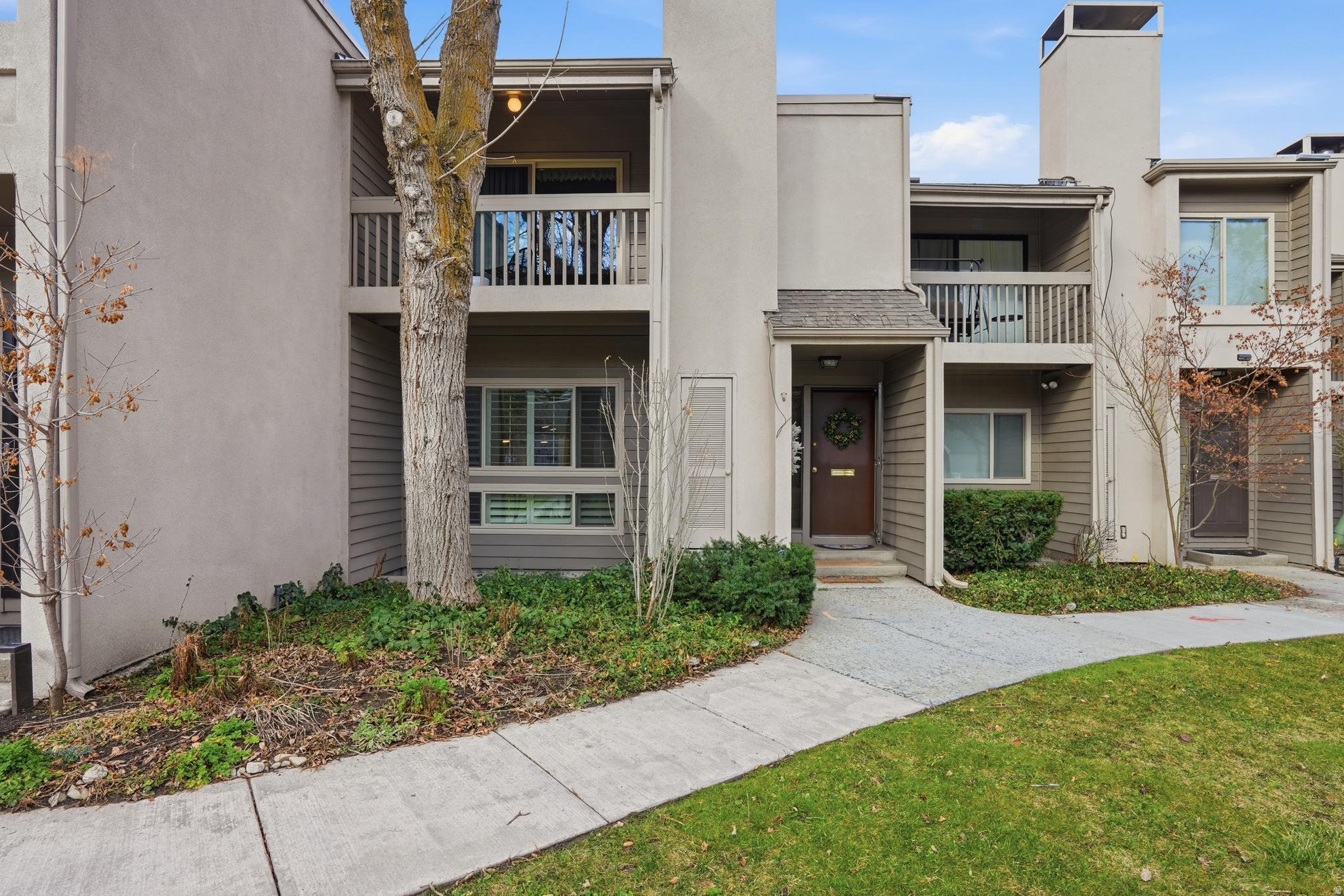 5647 S PARK PLACEWEST