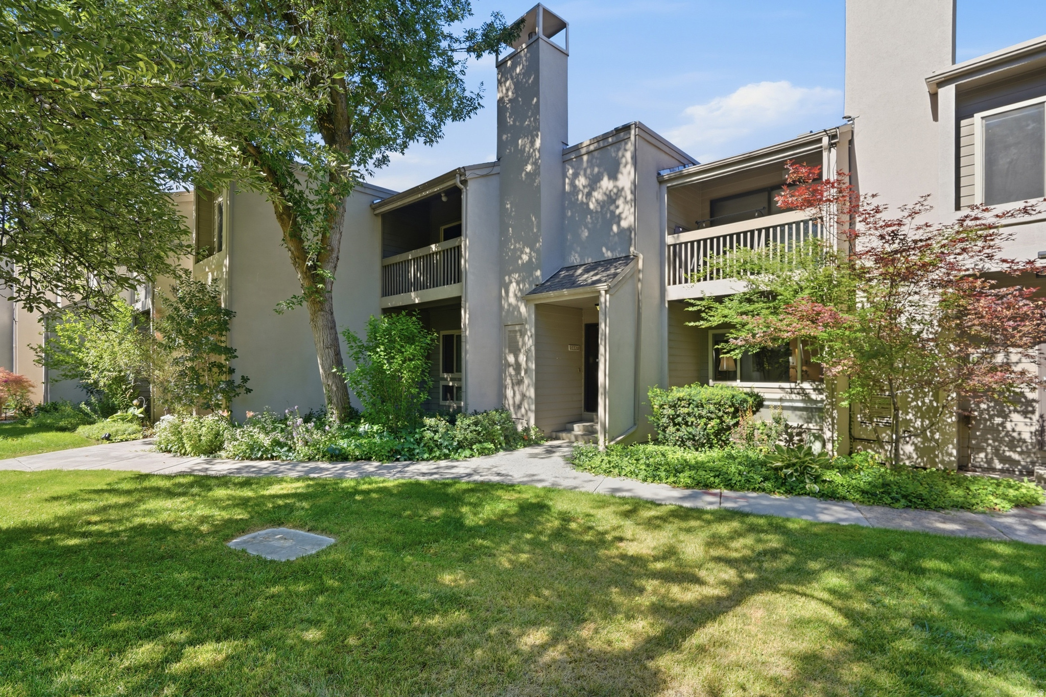 5647 S PARK PLACEWEST