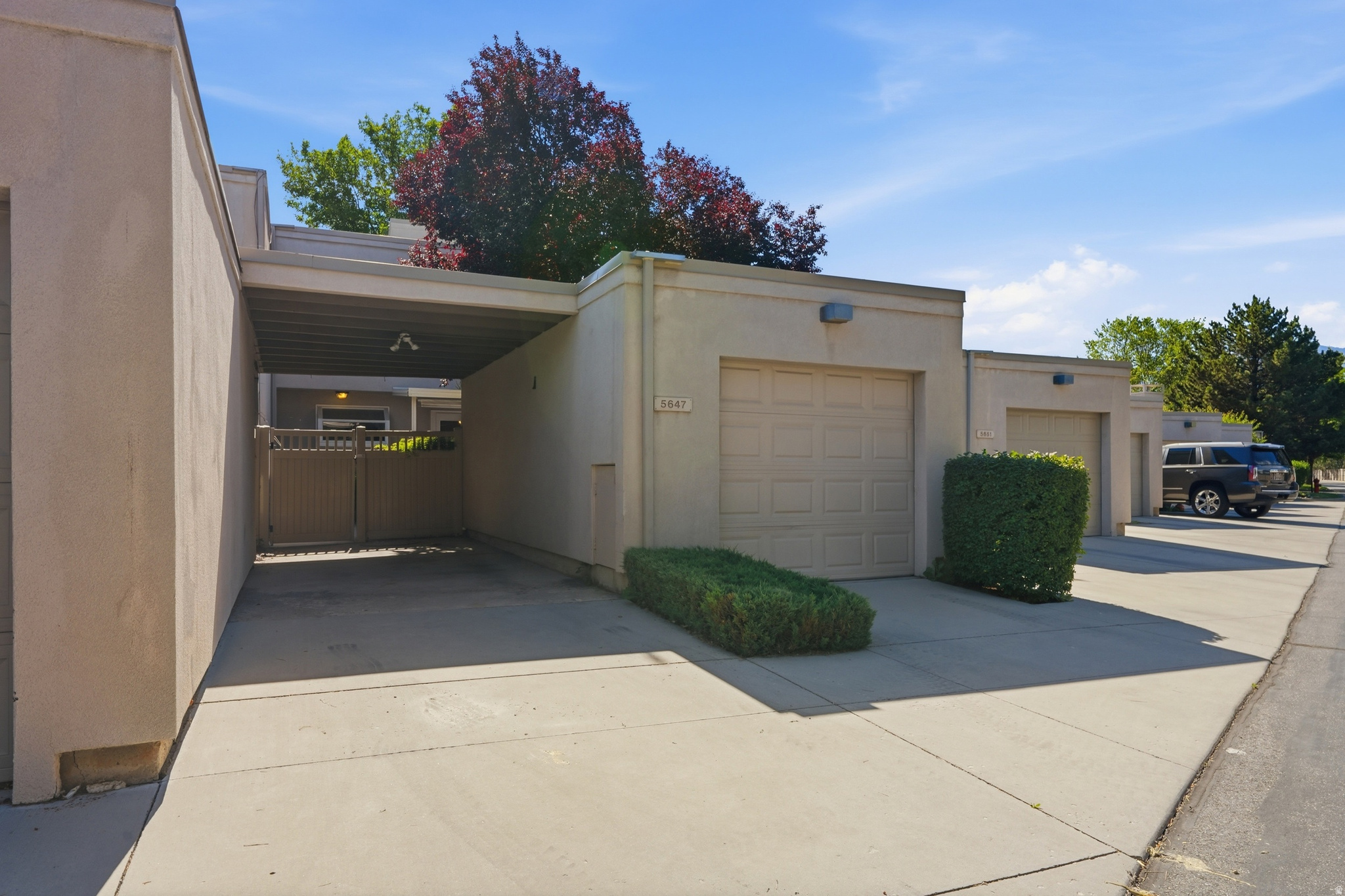 5647 S PARK PLACEWEST