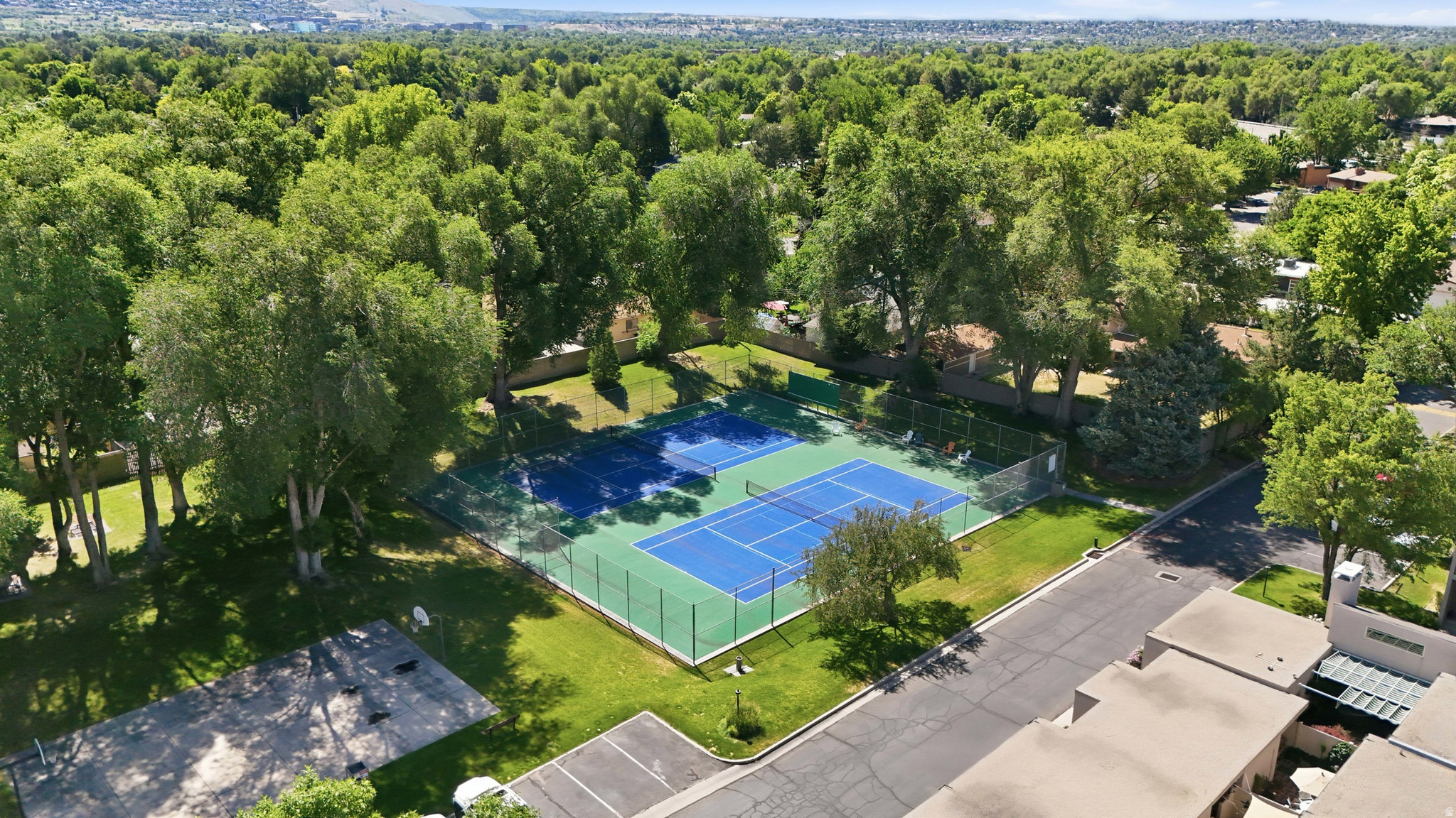 5647 S PARK PLACEWEST
