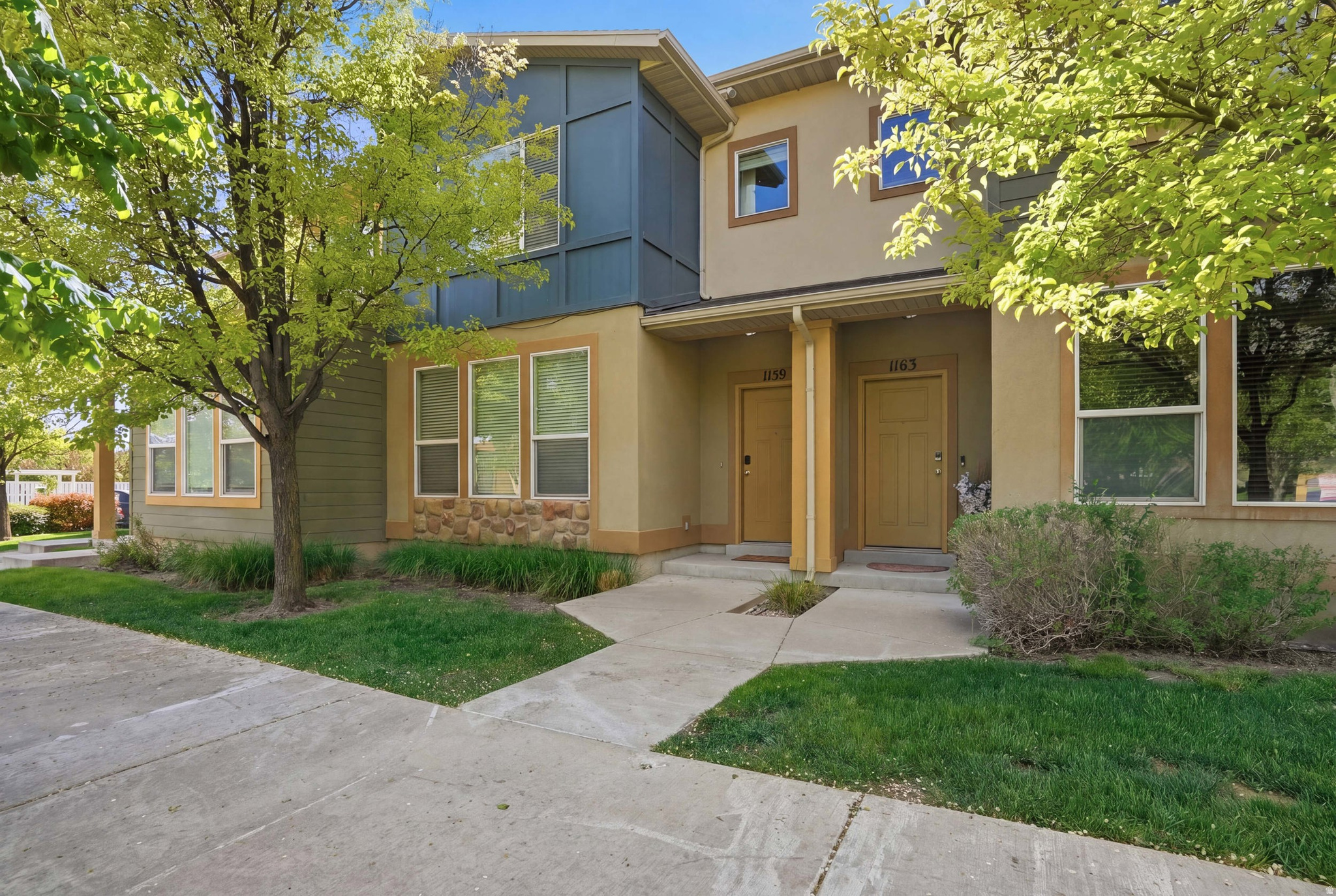 1159 N MOUNTAINVIEW PASEO