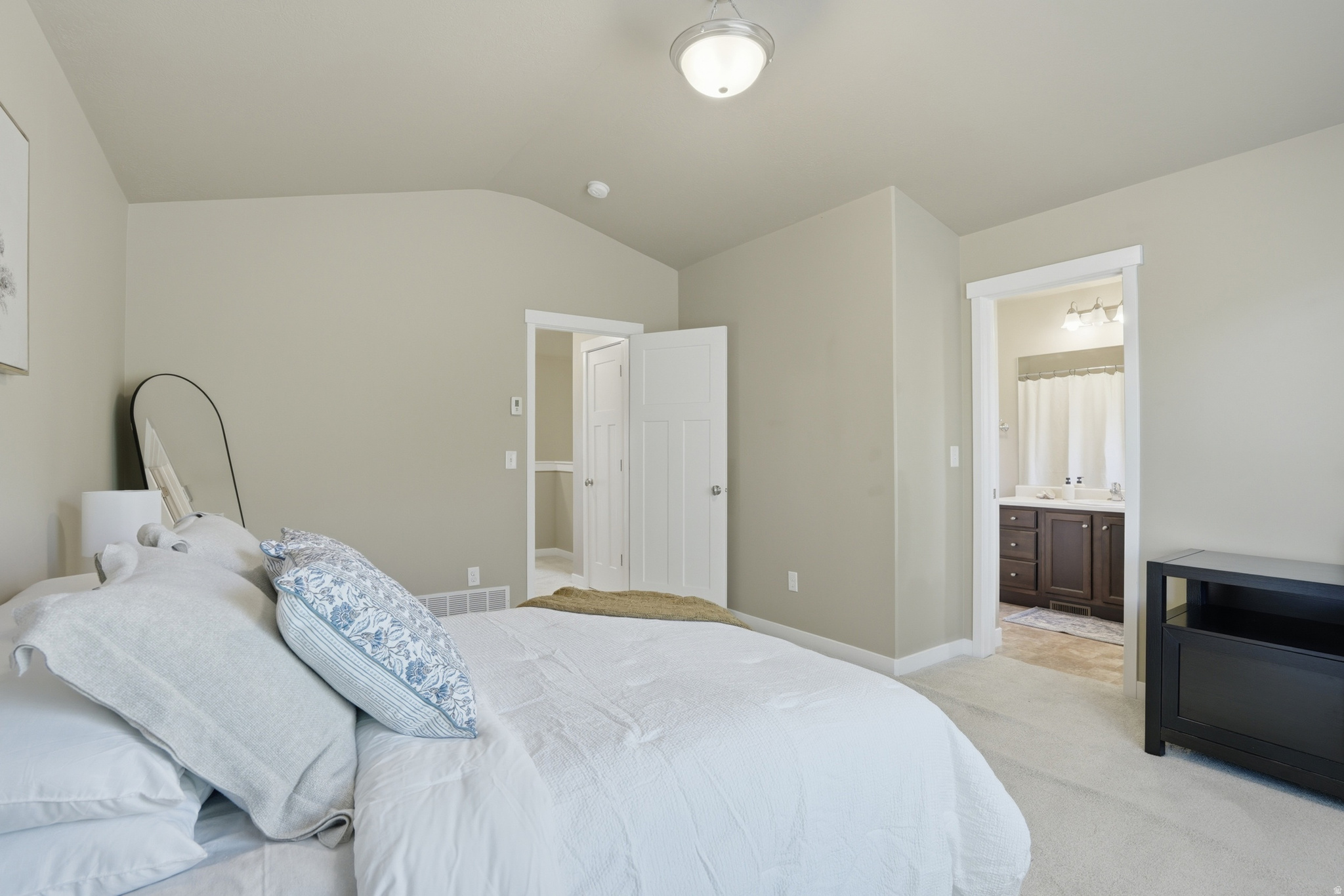 1159 N MOUNTAINVIEW PASEO