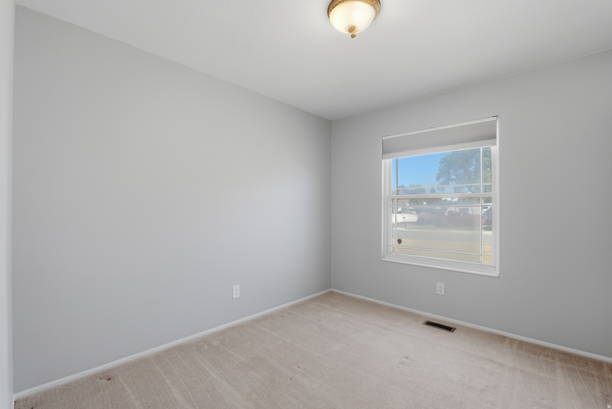 854 E SANDY GULCH PL
