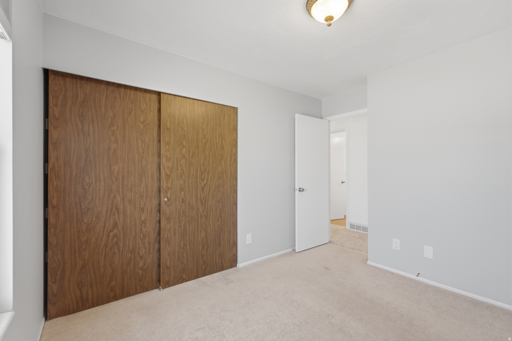 854 E SANDY GULCH PL