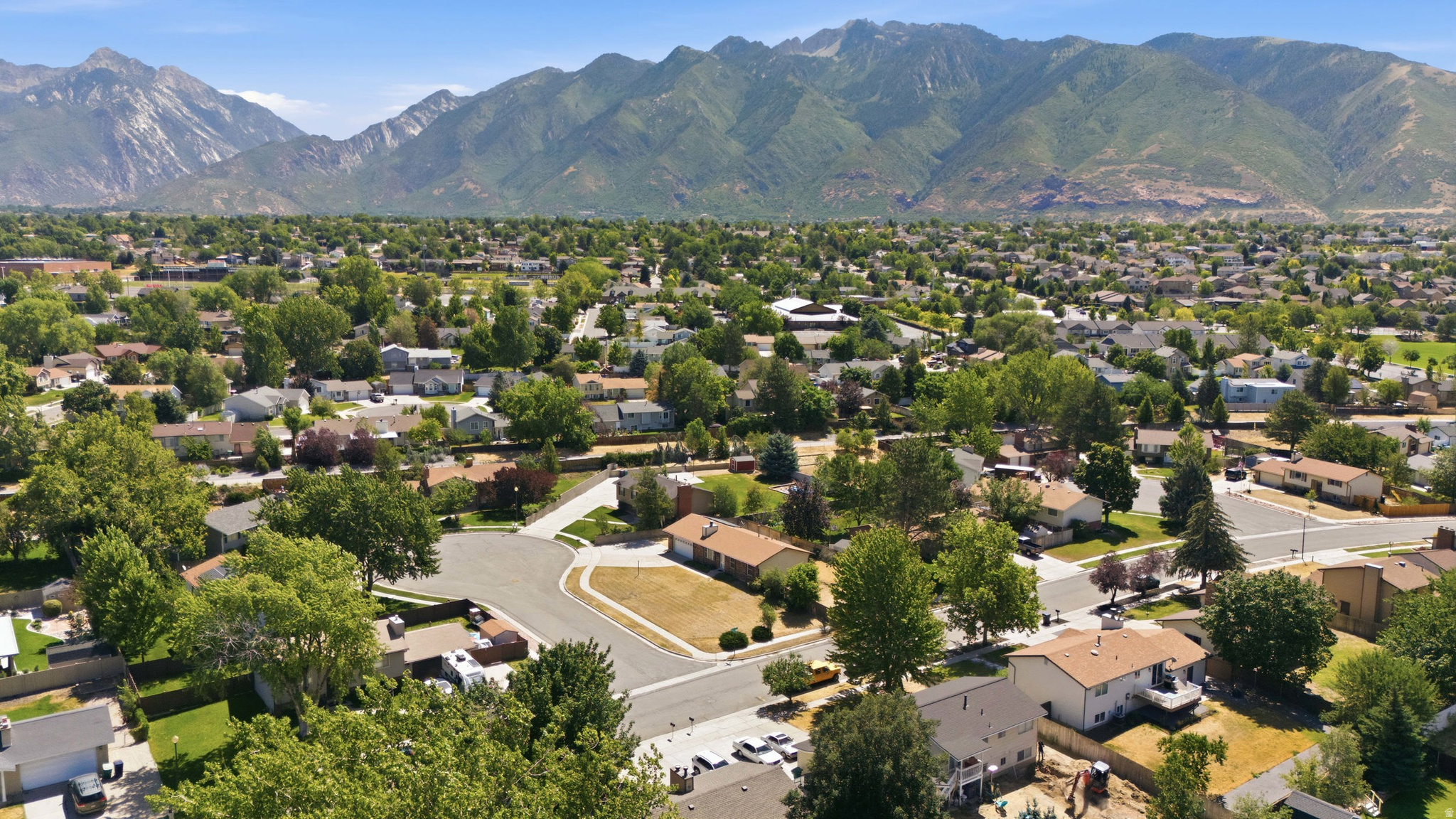 854 E SANDY GULCH PL