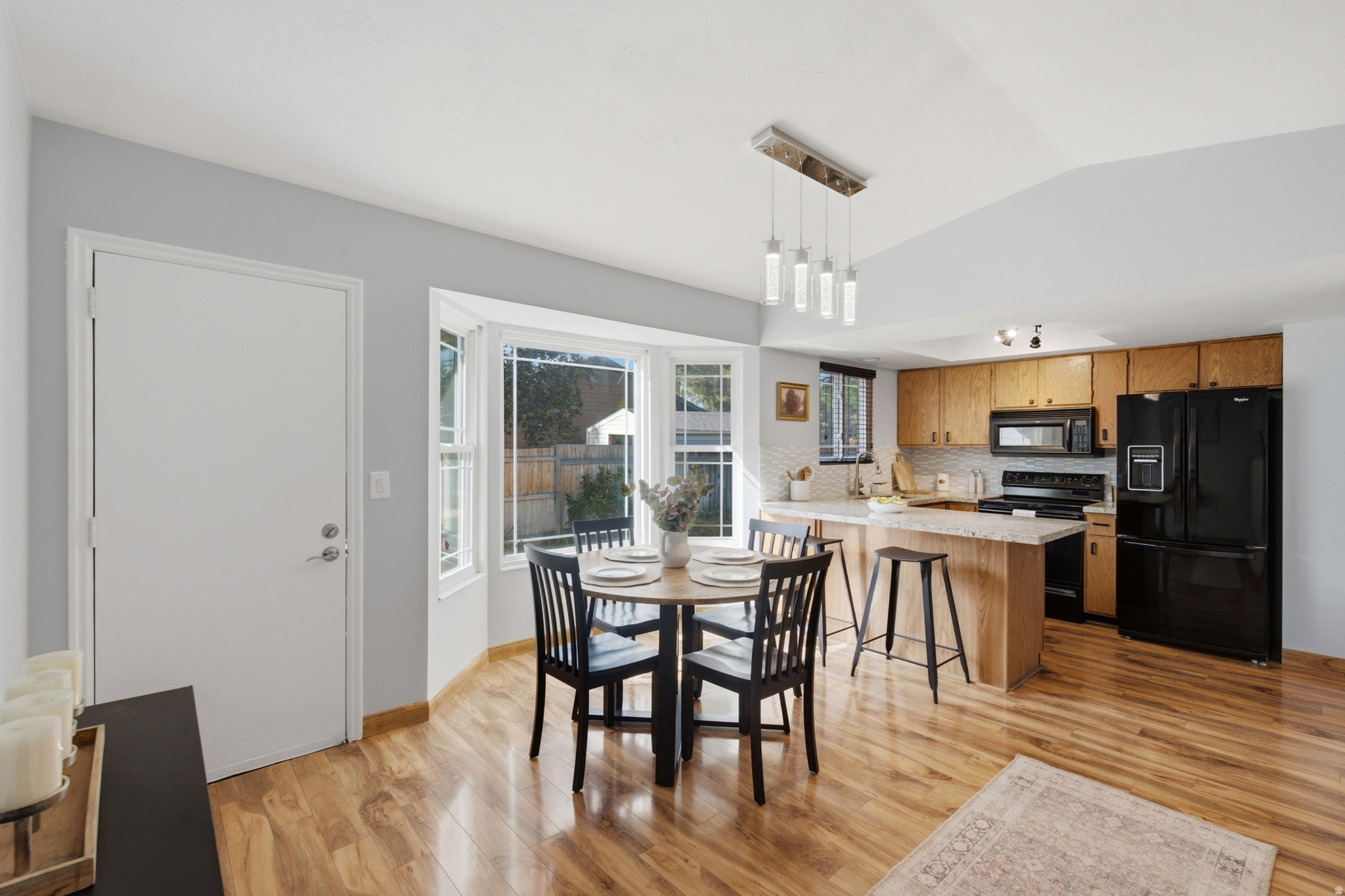 854 E SANDY GULCH PL
